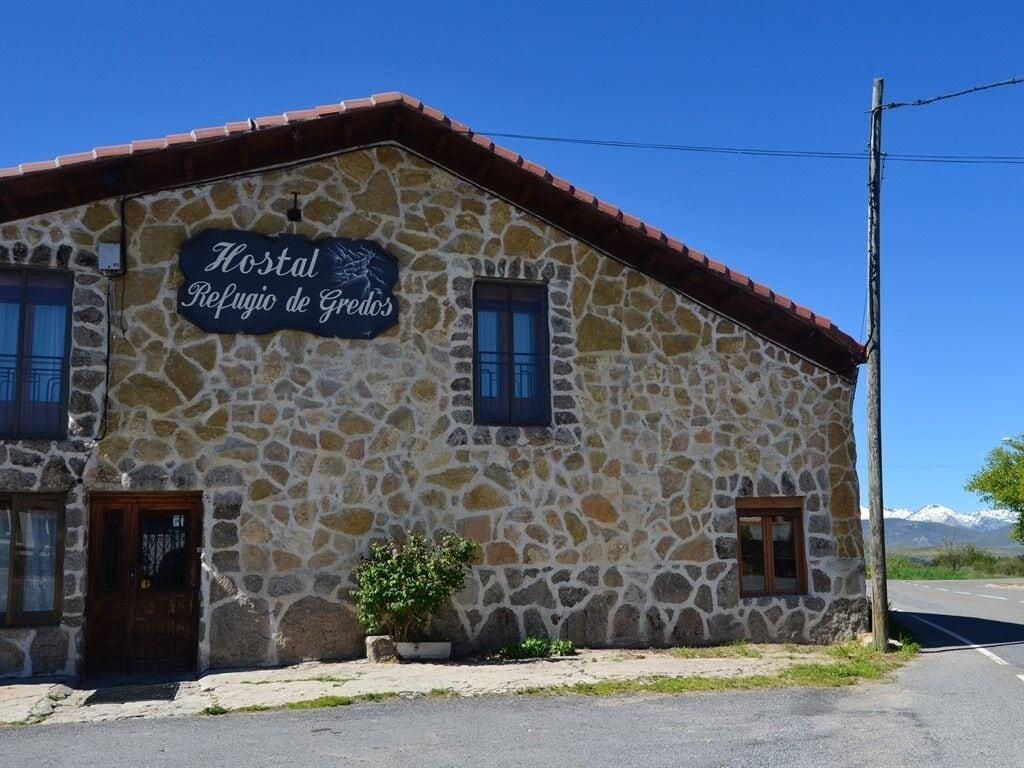 Vista Exterior El Refugio de Gredos - Hostel