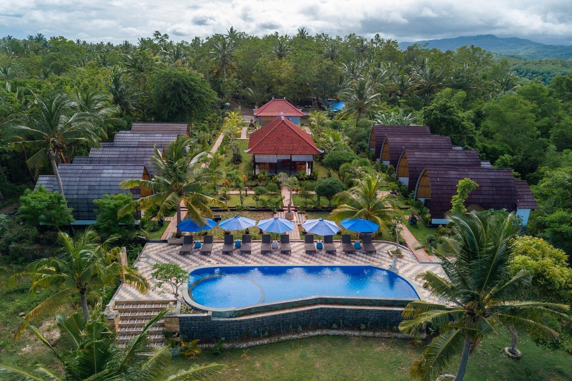 Varios Penida Sunset Ocean View Bungalows