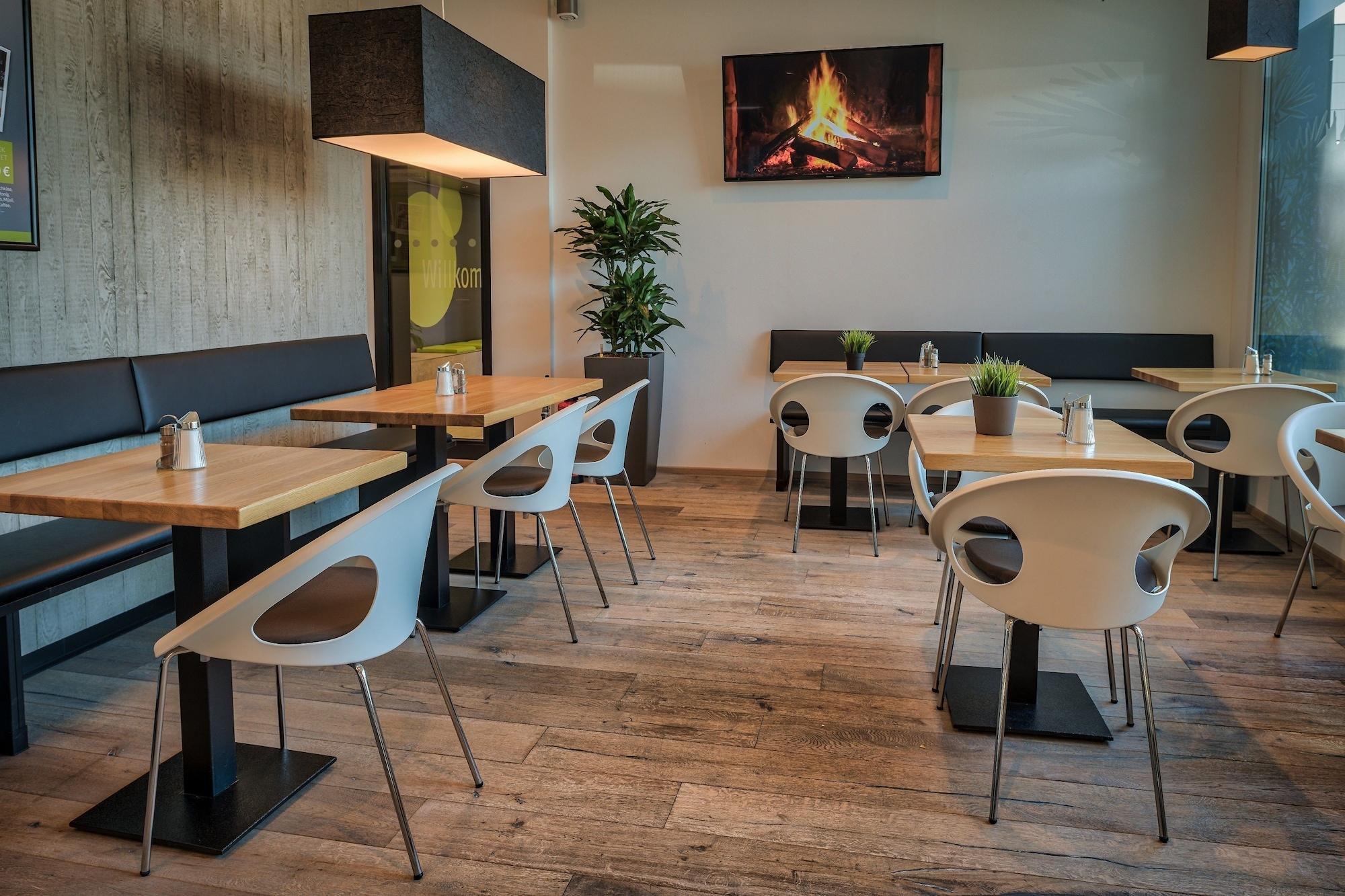 Restaurant Economy-Hotel