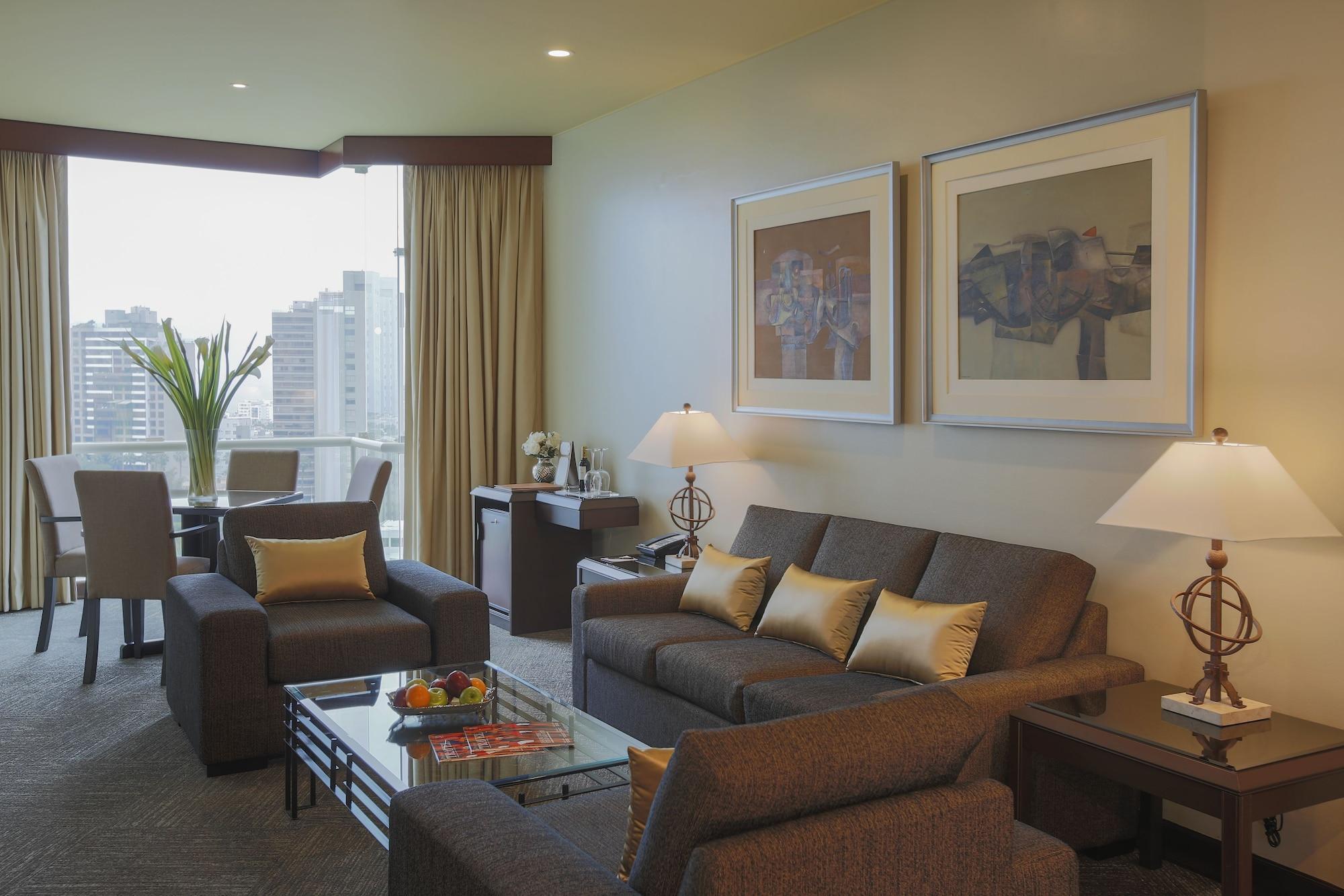 Habitación Delfines Hotel & Convention Center