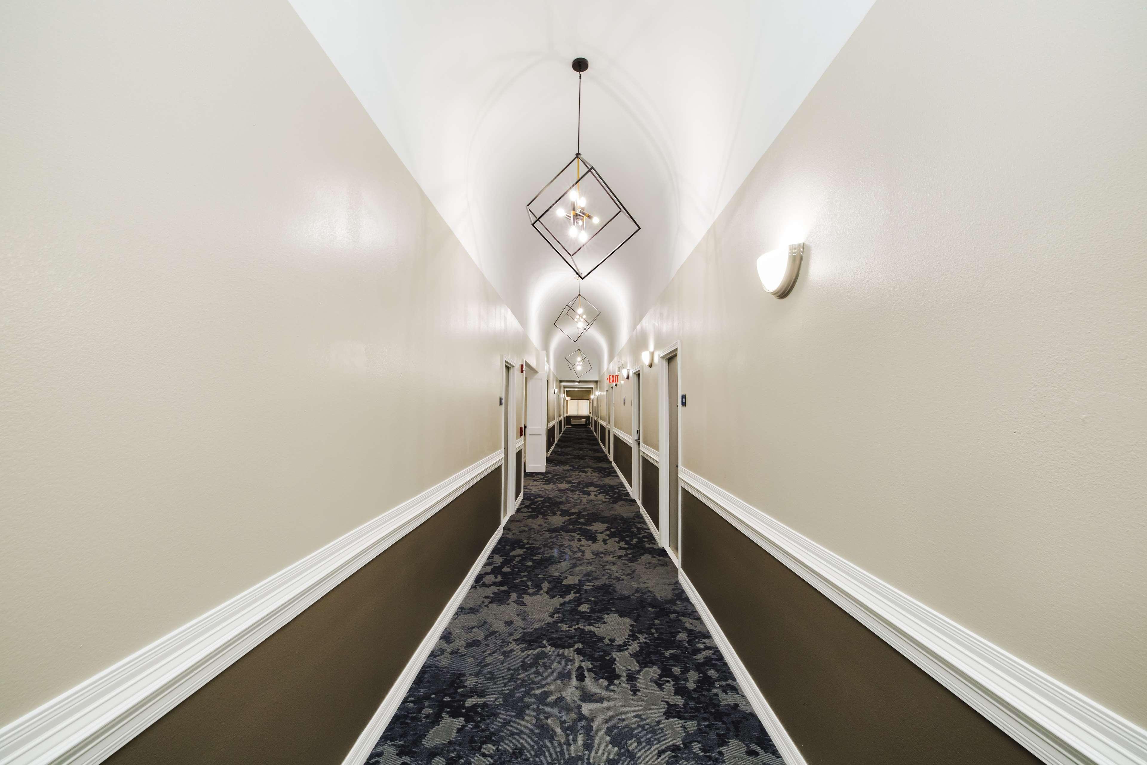 Vista Lobby SureStay Studio by Best Western Conroe Downtown