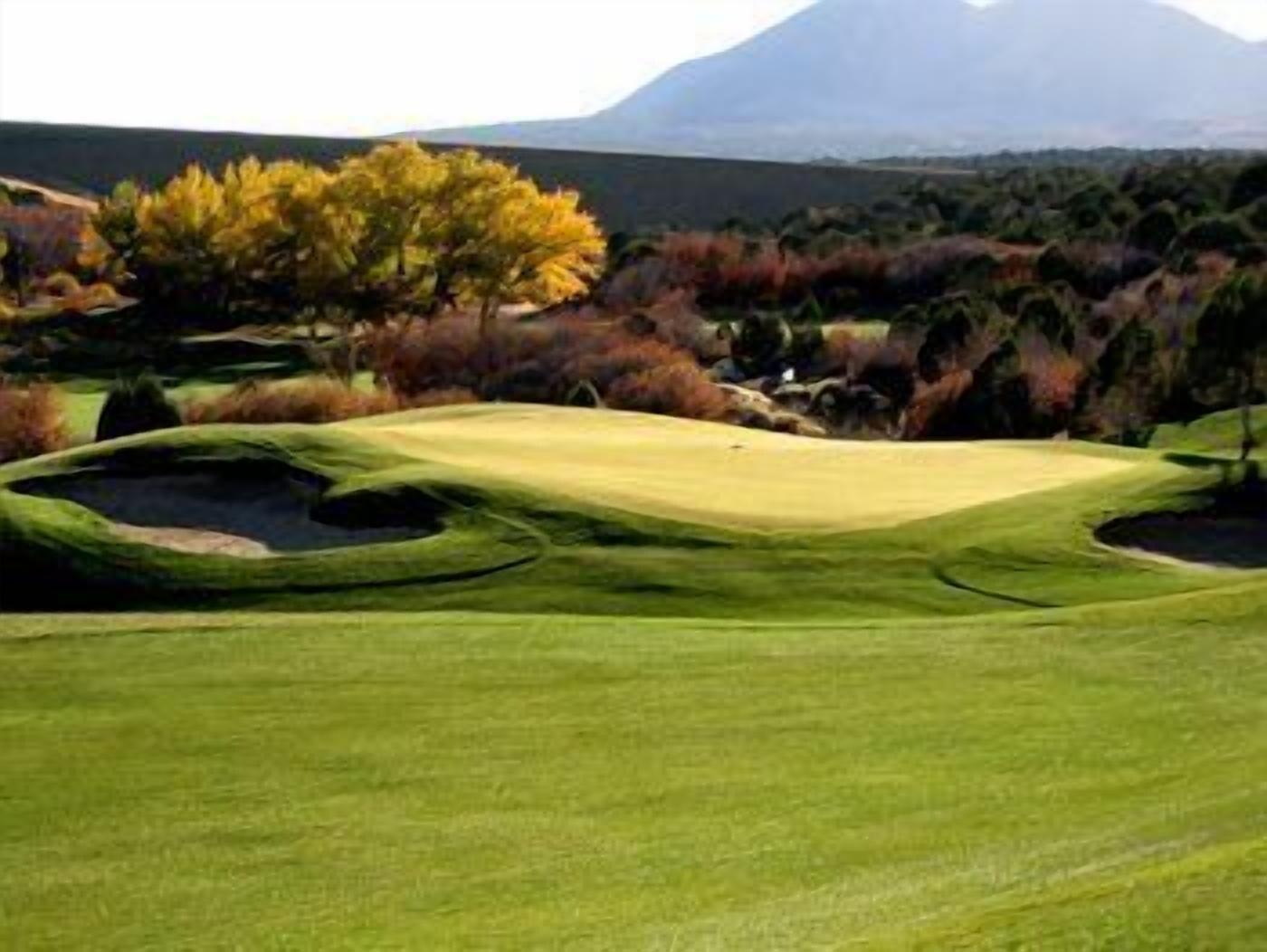 Campo de Golf The Atomic Blue Motor-Inn