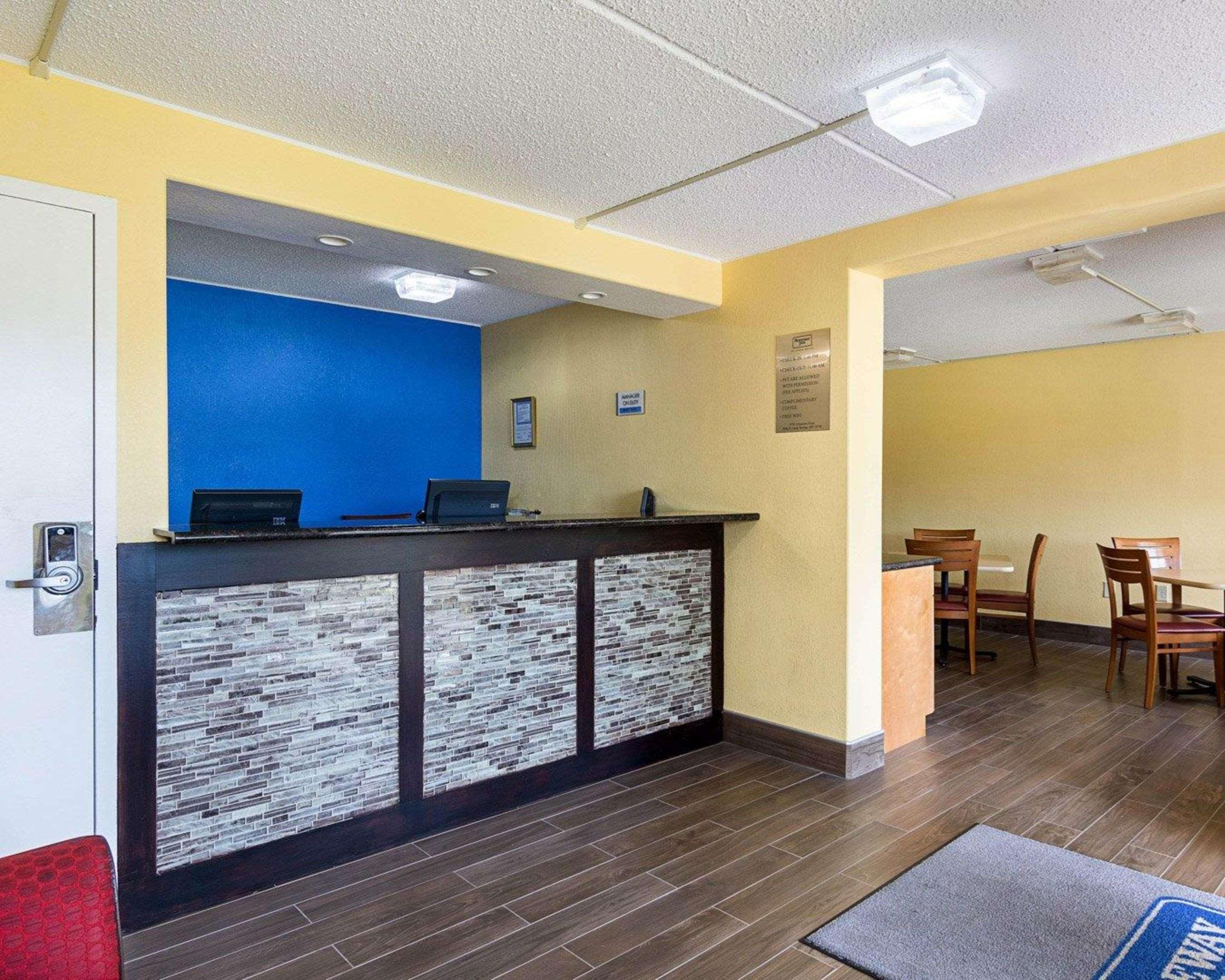 Vista Lobby Rodeway Inn Joint Base Andrews Area