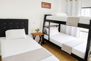 Alquiler Vacacional - Two Modern Furnished Apartments