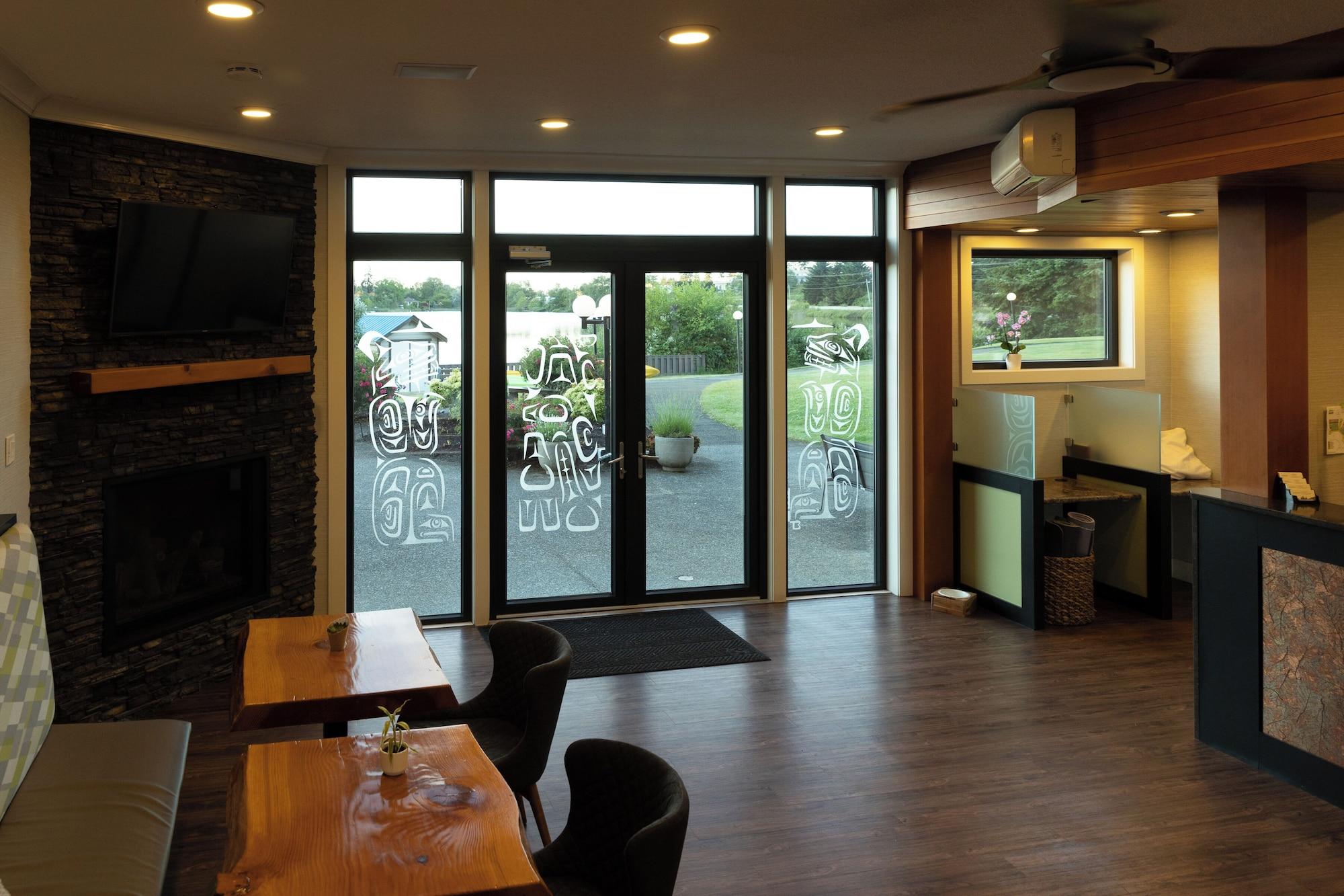 Vista Lobby Inn On Long Lake
