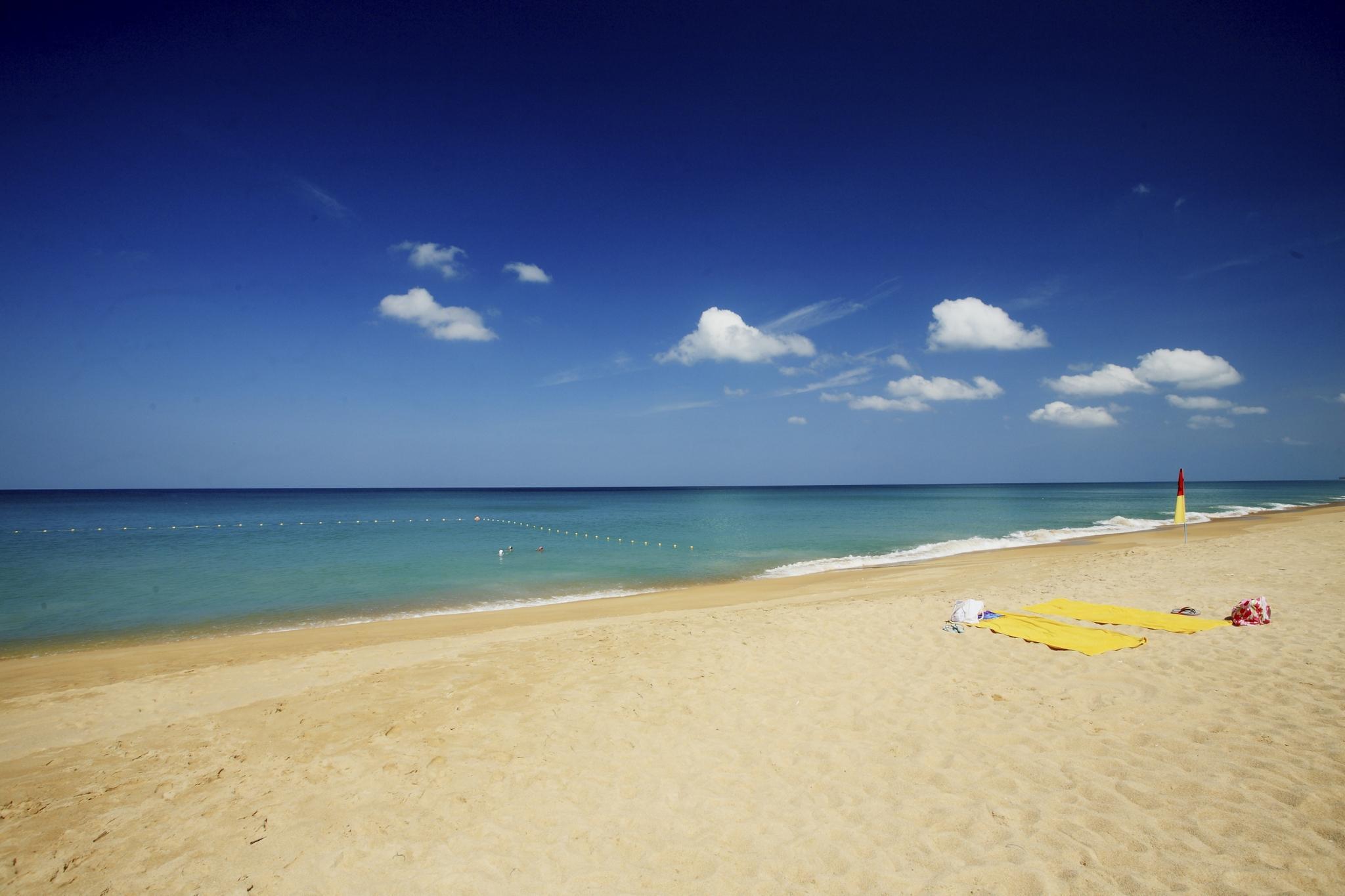 Playa Splash Beach Resort Phuket