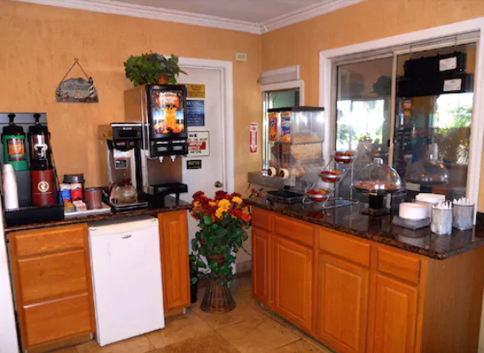 Restaurant Harbor Inn & Suites