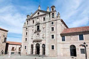 Actividad - Tour de día completo a Ávila y Segovia