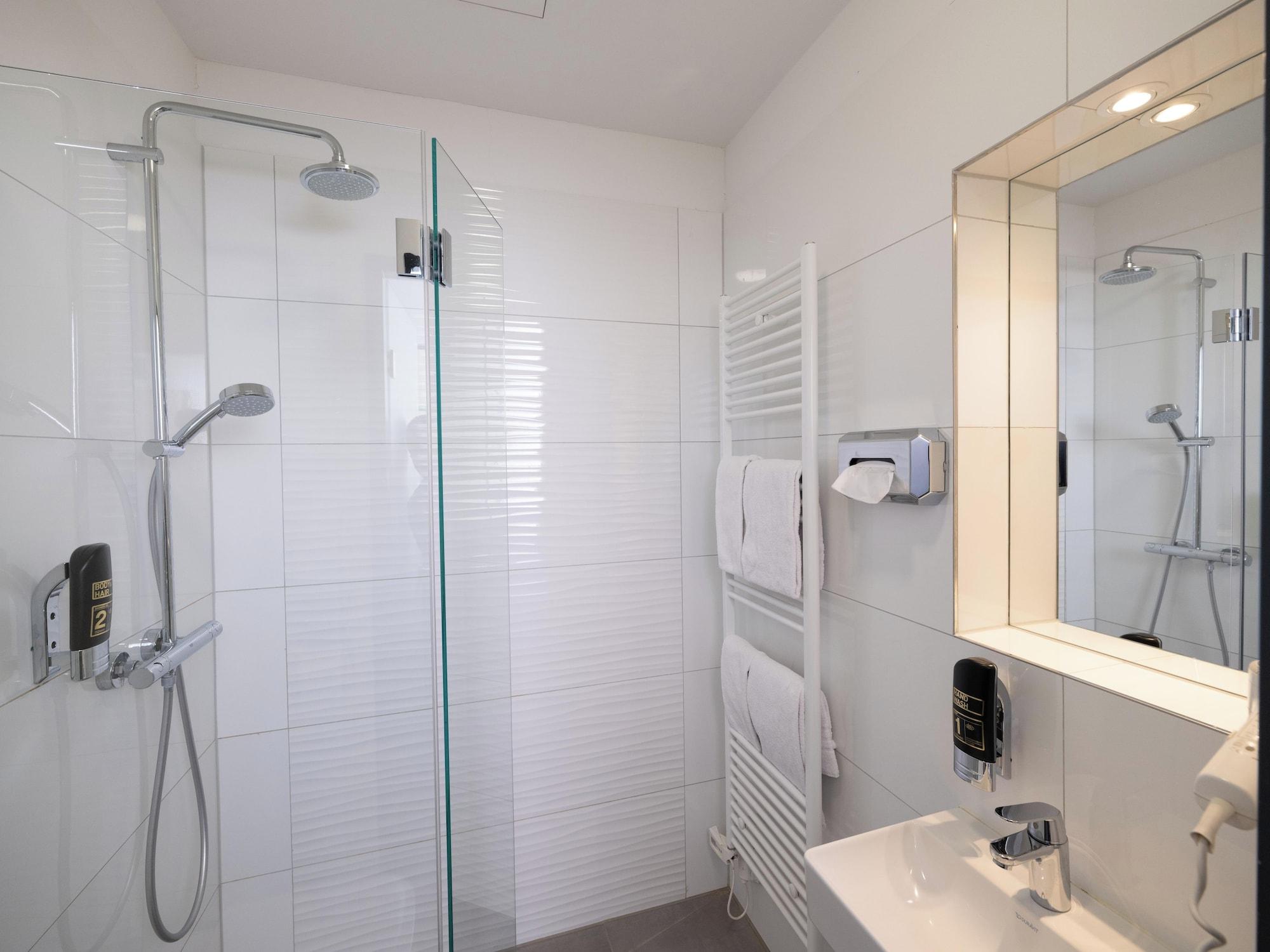 Equipamiento de Habitación Smart Stay Hotel Station