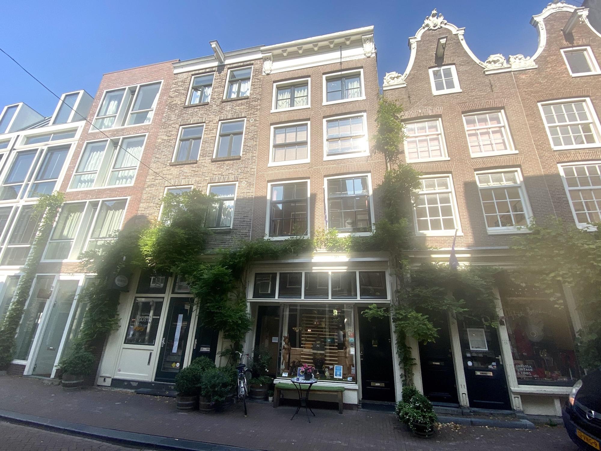 Vista Exterior Amsterdam B&B Barangay