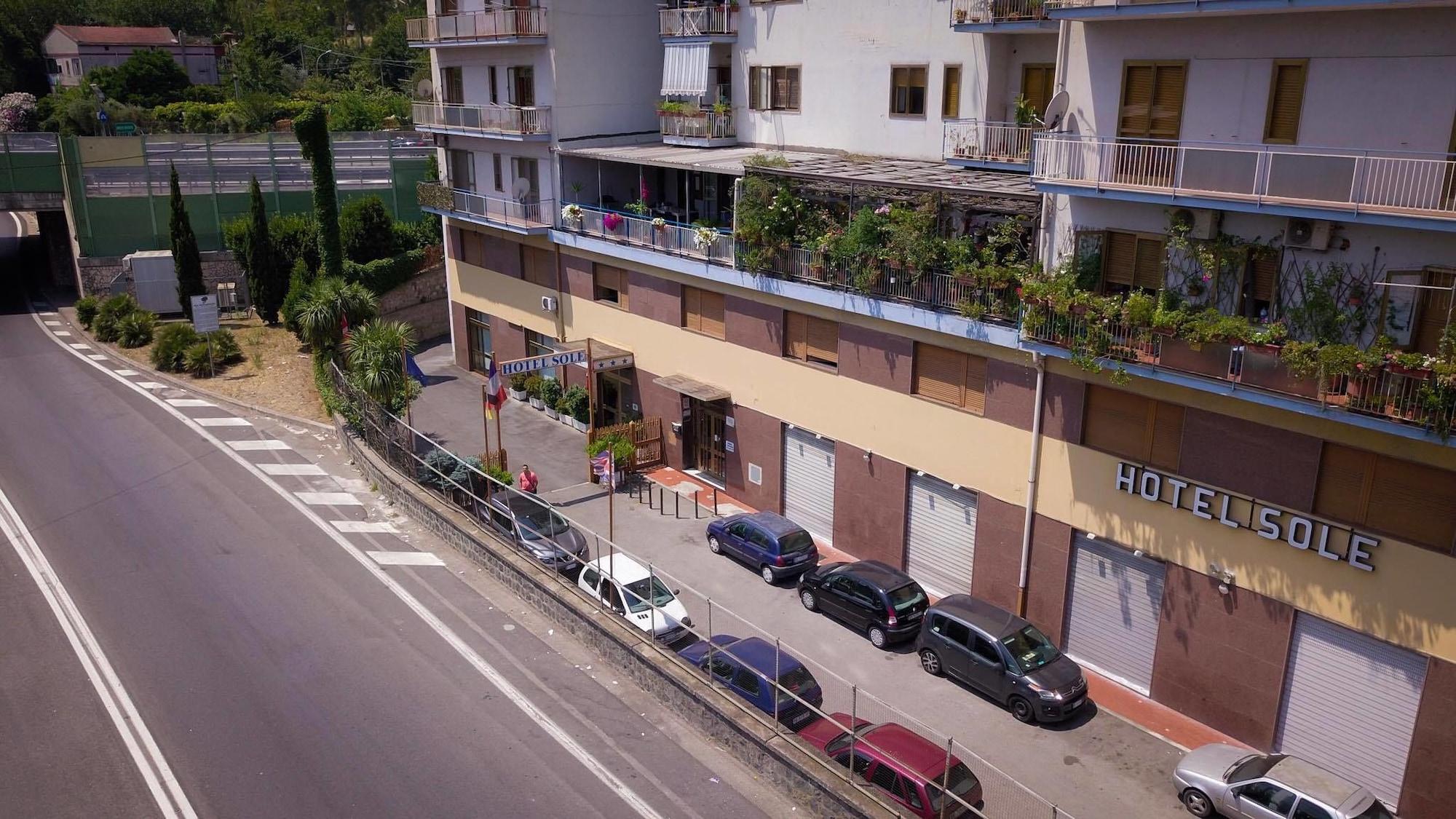 Vista Exterior Hotel Sole