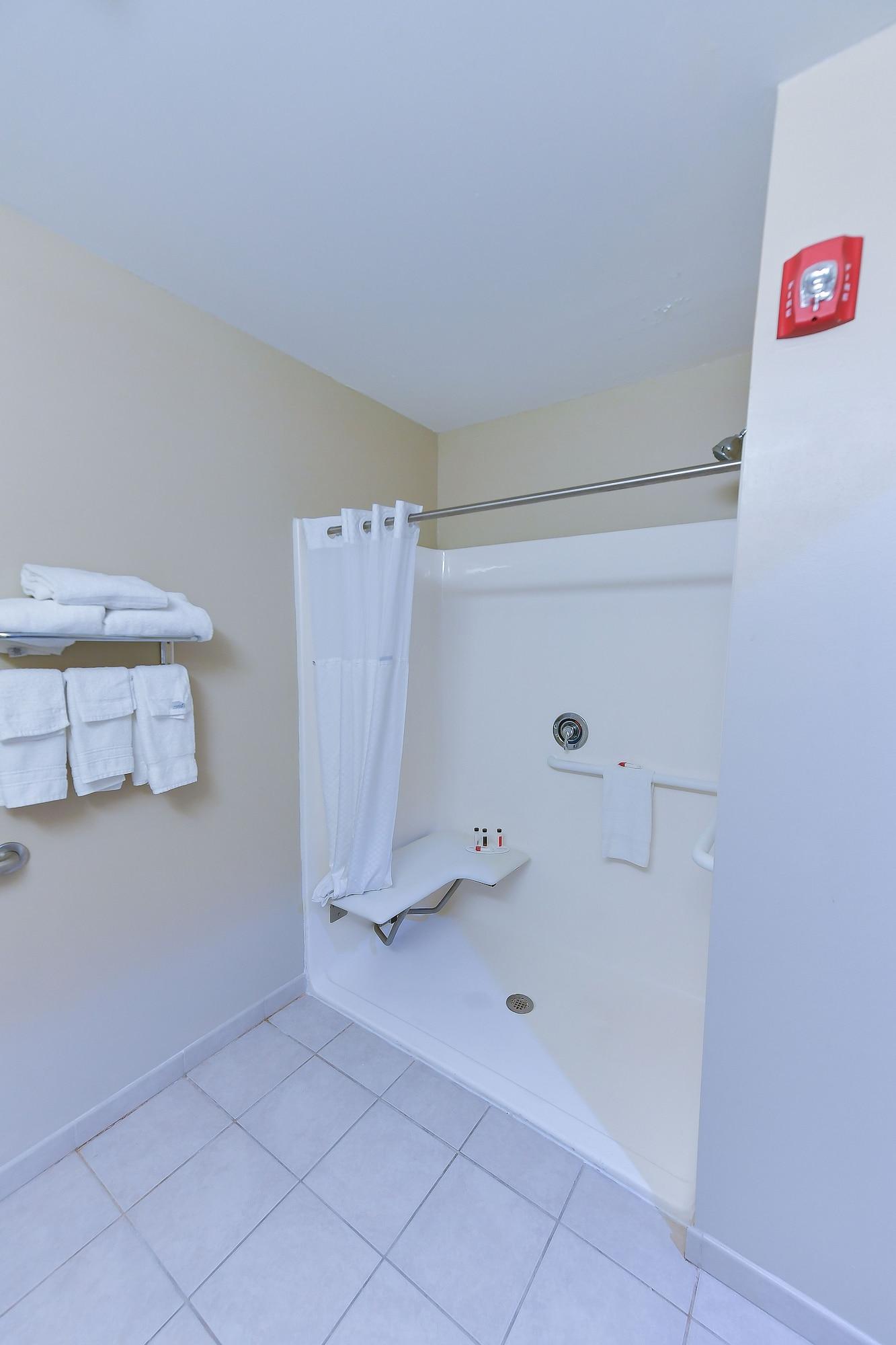 Equipamiento de Habitación Days Inn by Wyndham Greensboro NC