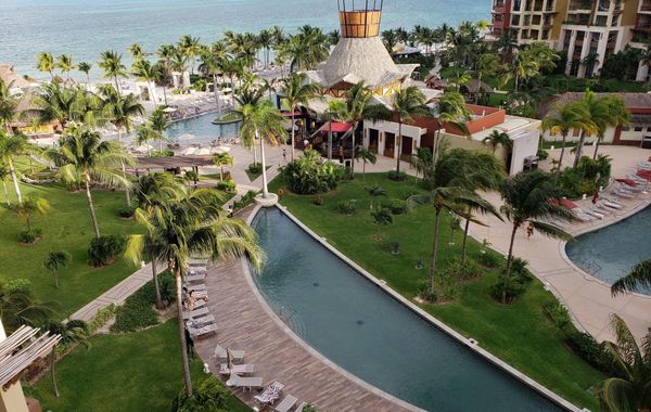 THANKSGIVING IN CANCUN! - Hoteles con jacuzzi en Playa Mujeres, México