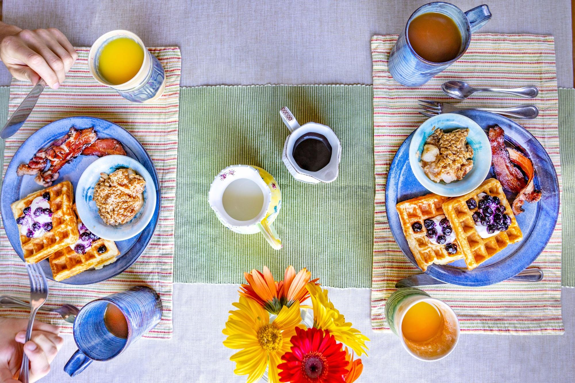 Restaurant Seaweed and Sod Farm Bed & Breakfast