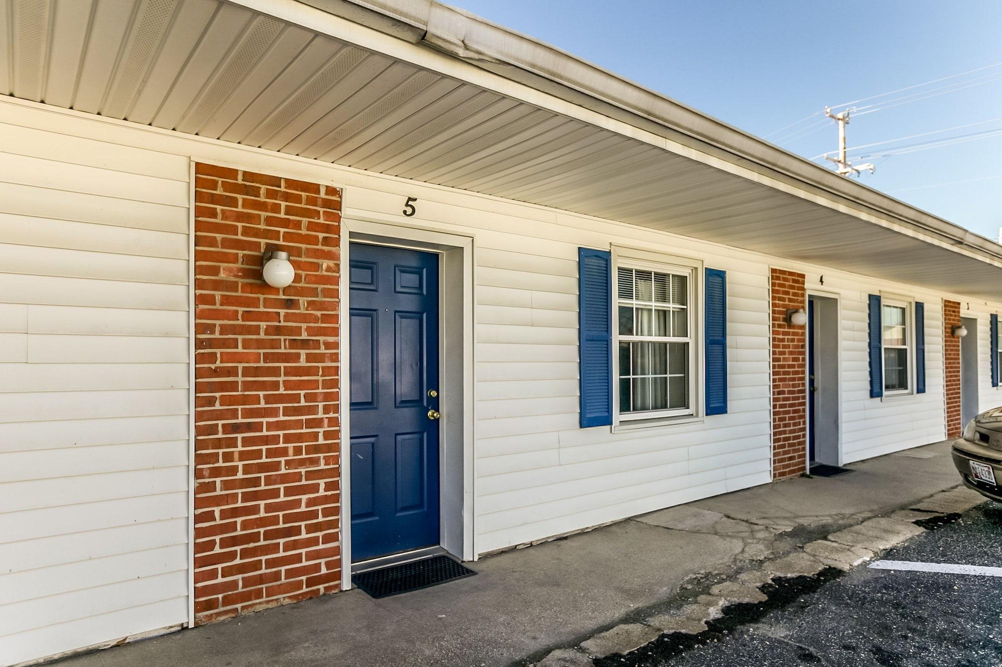 Vista Exterior White Marsh Motel