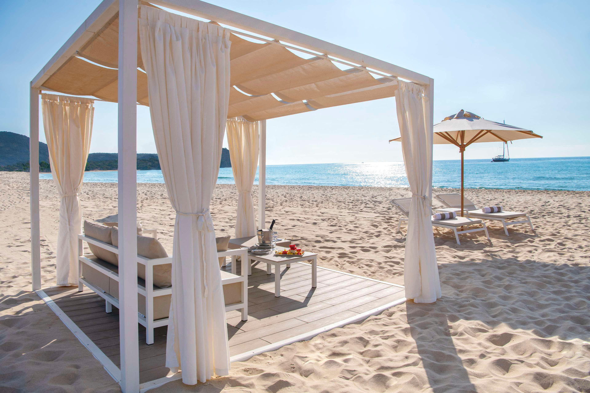 Vista Exterior Conrad Chia Laguna Sardinia