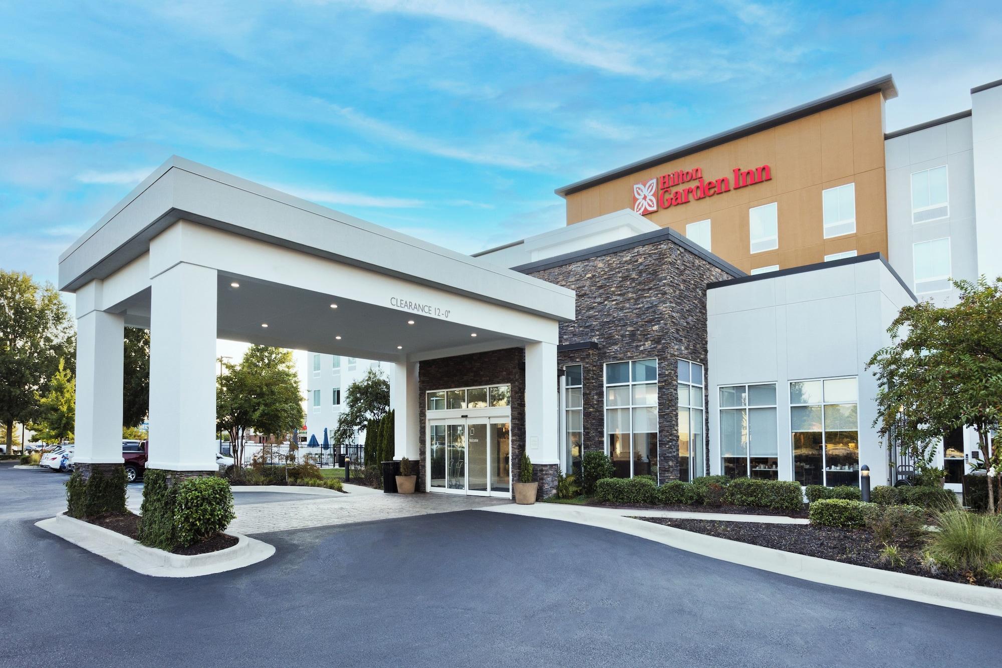 Vista Exterior Hilton Garden Inn Montgomery - EastChase