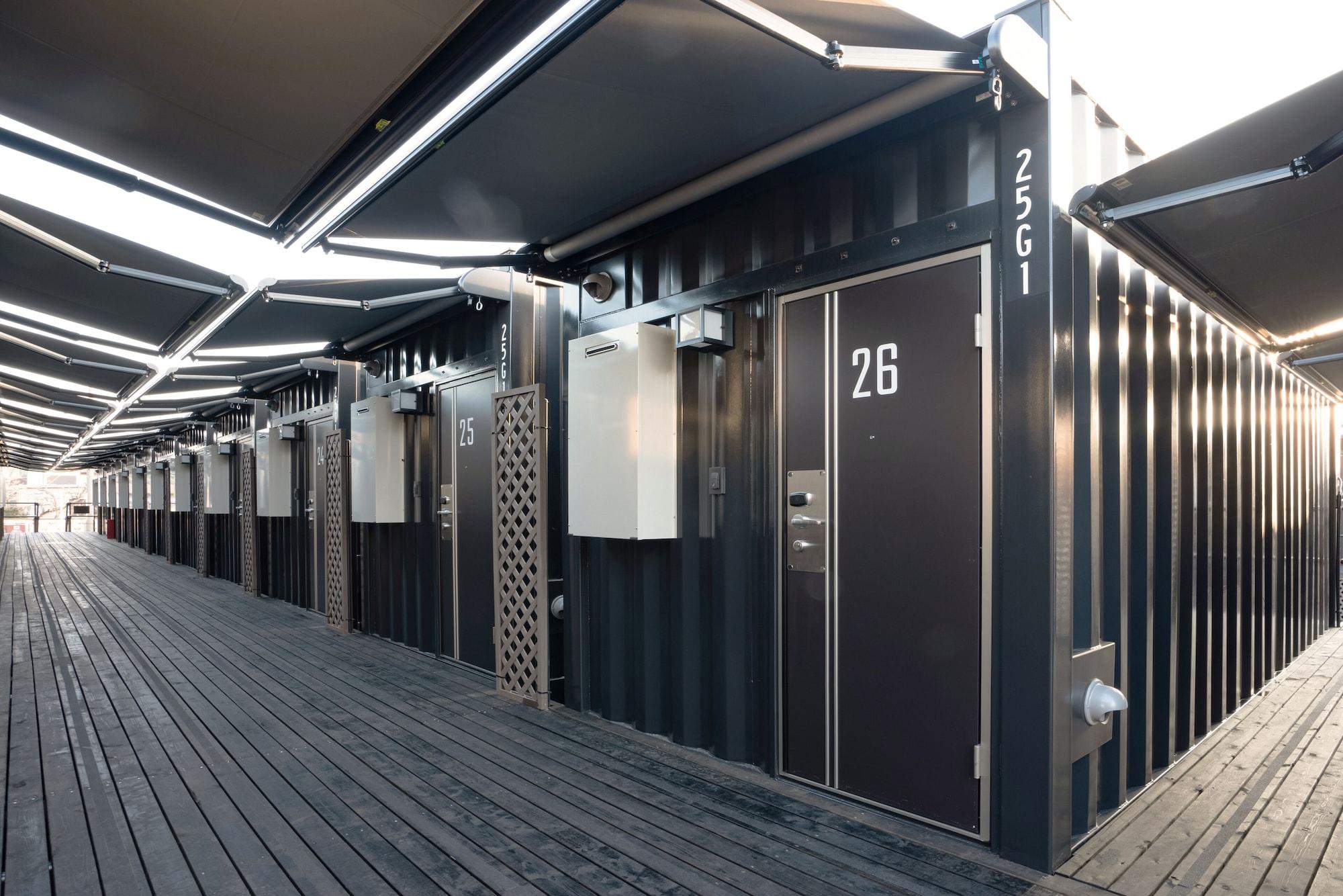Vista Exterior HOTEL R9 The Yard Ota