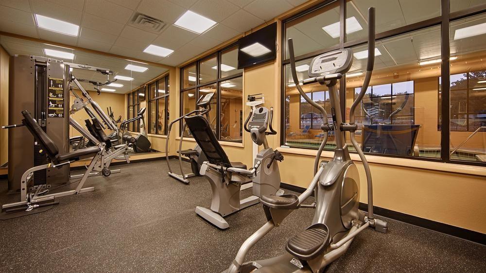 Gimnasio Hampton Inn White House