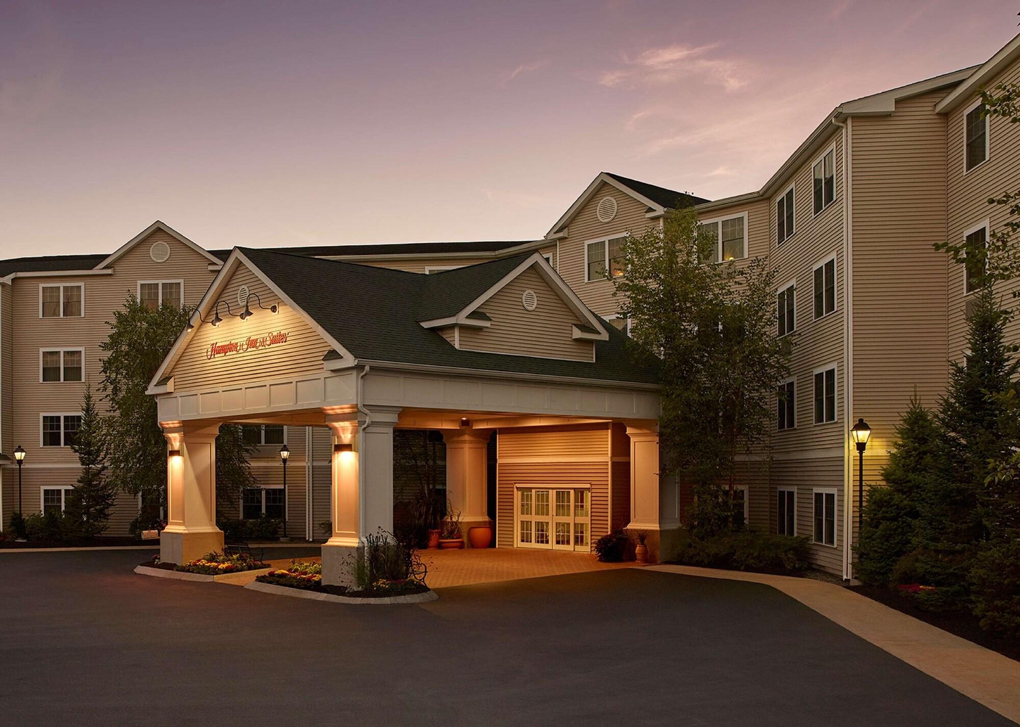 Vista Exterior Hampton Inn & Suites North Conway