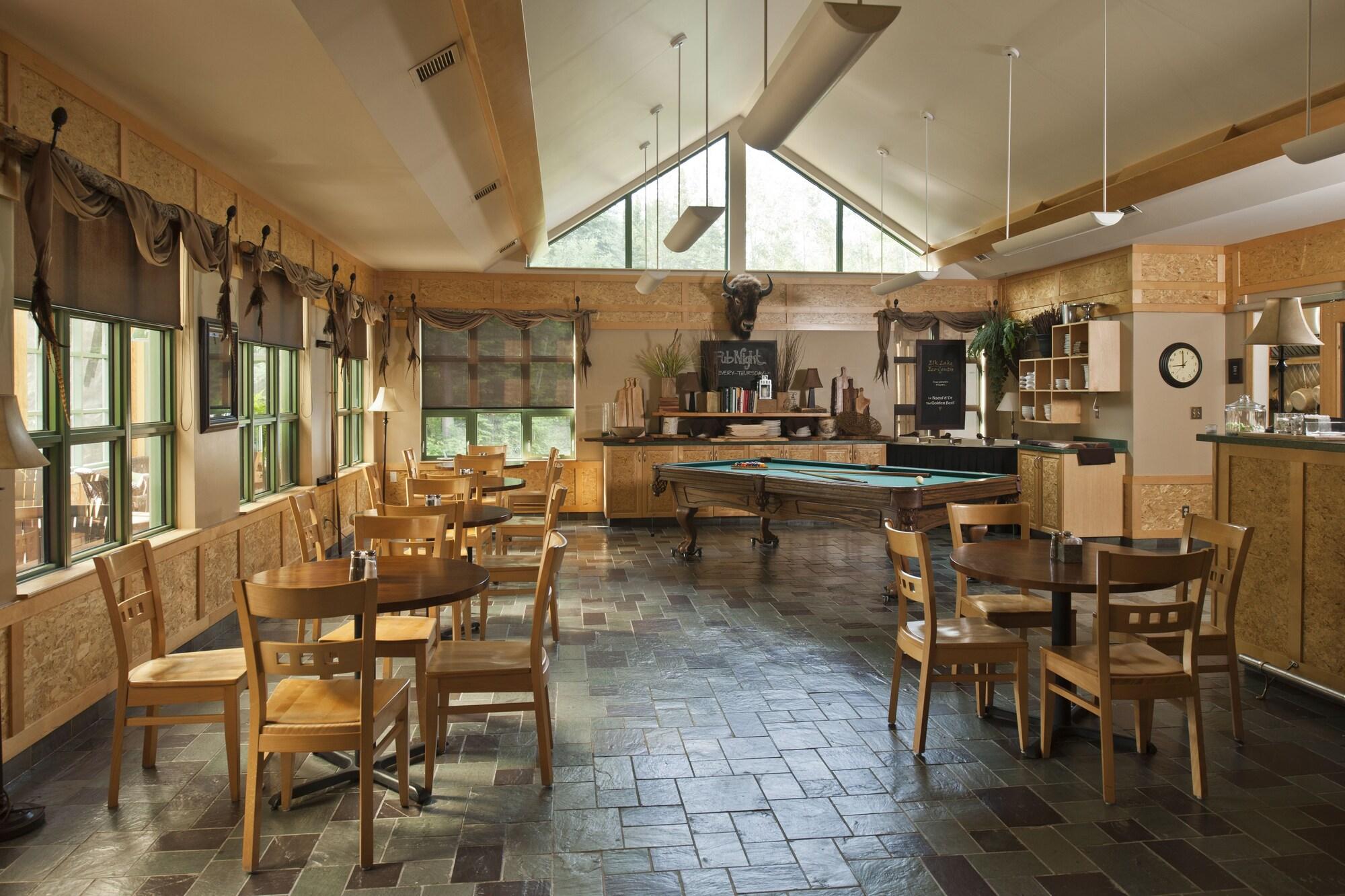 Restaurant Elk Lake Eco Centre