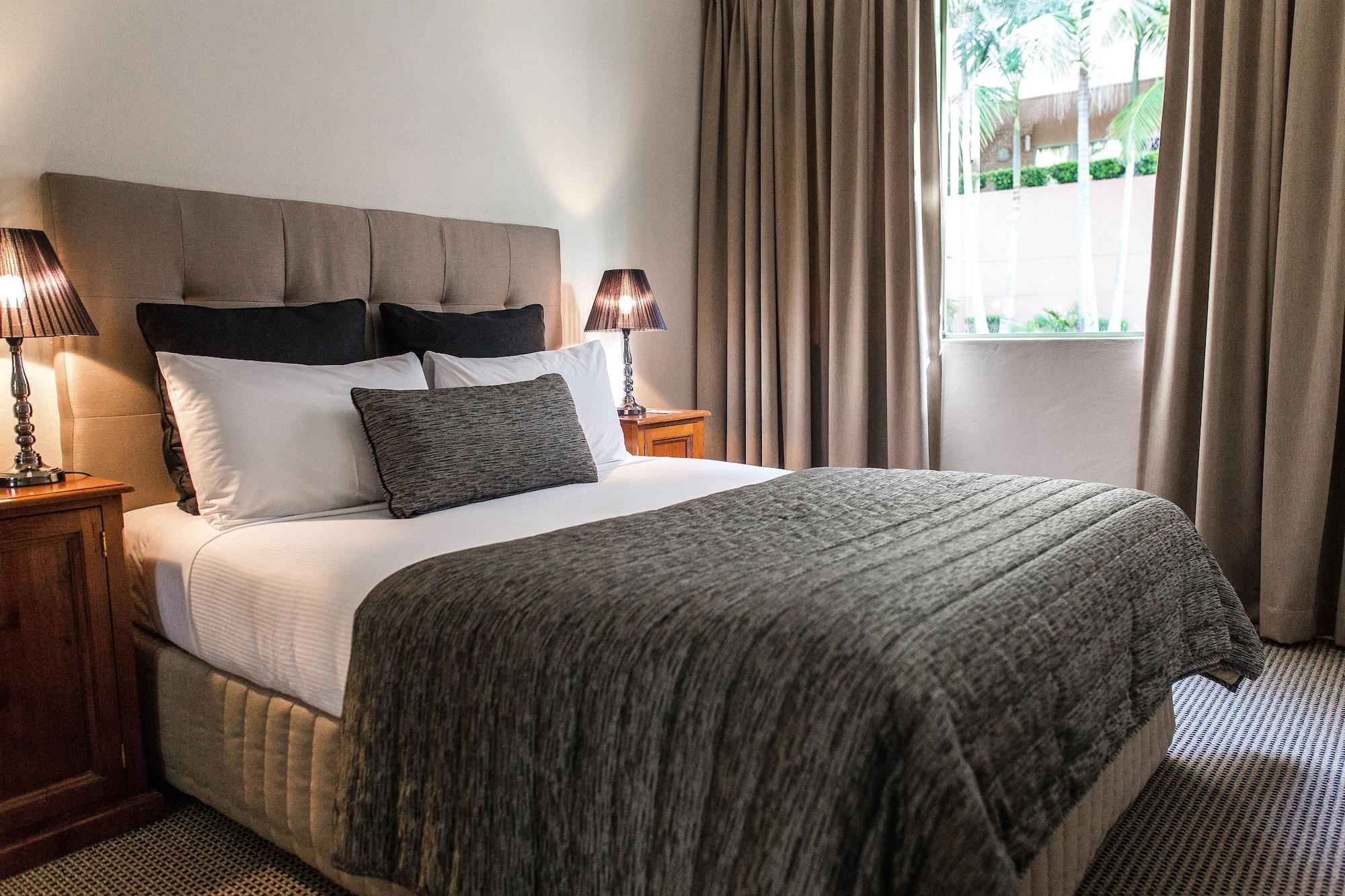 Varios The Belmore Apartments Hotel