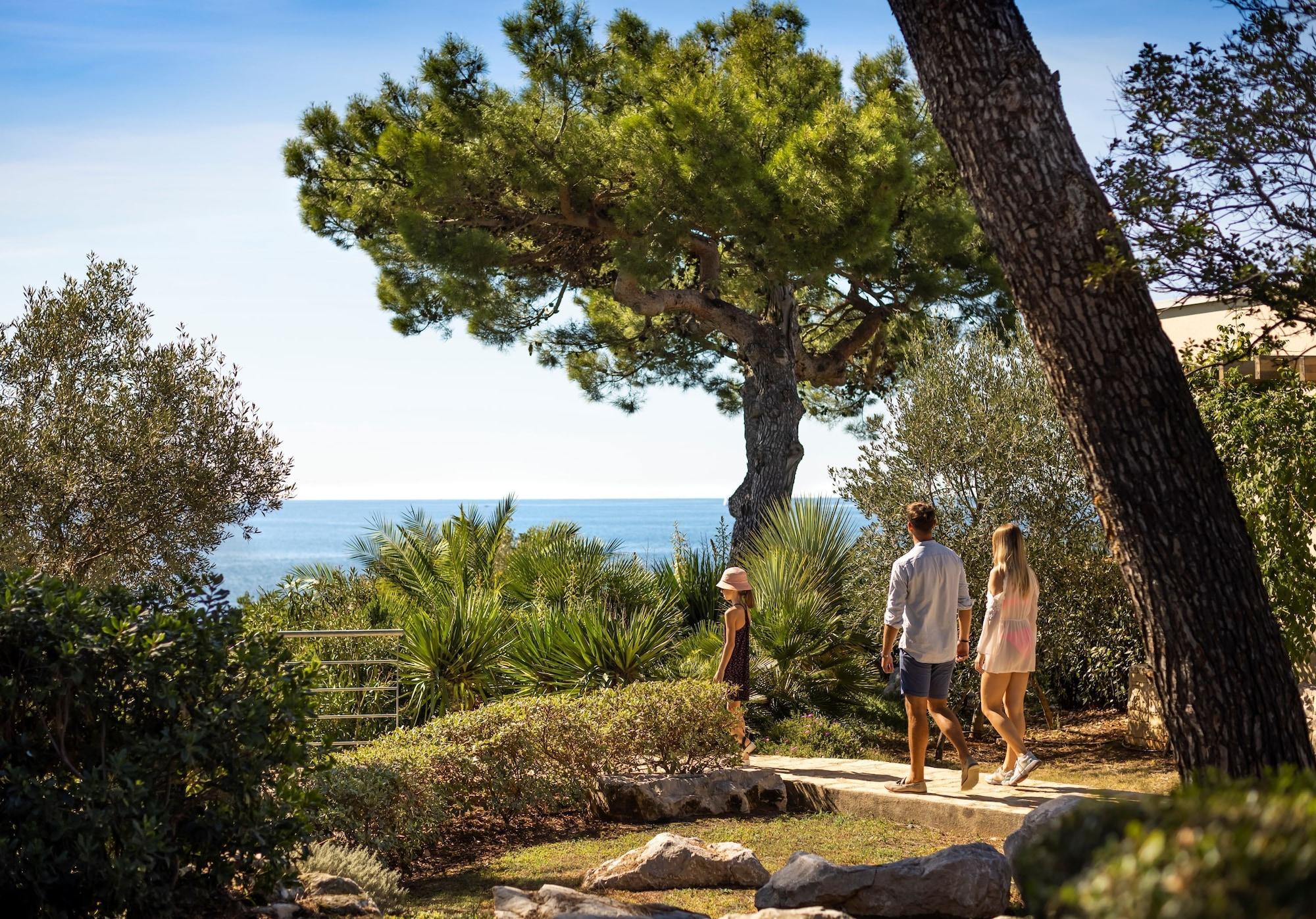 Vista Exterior Isabella Island Resort Valamar Collection