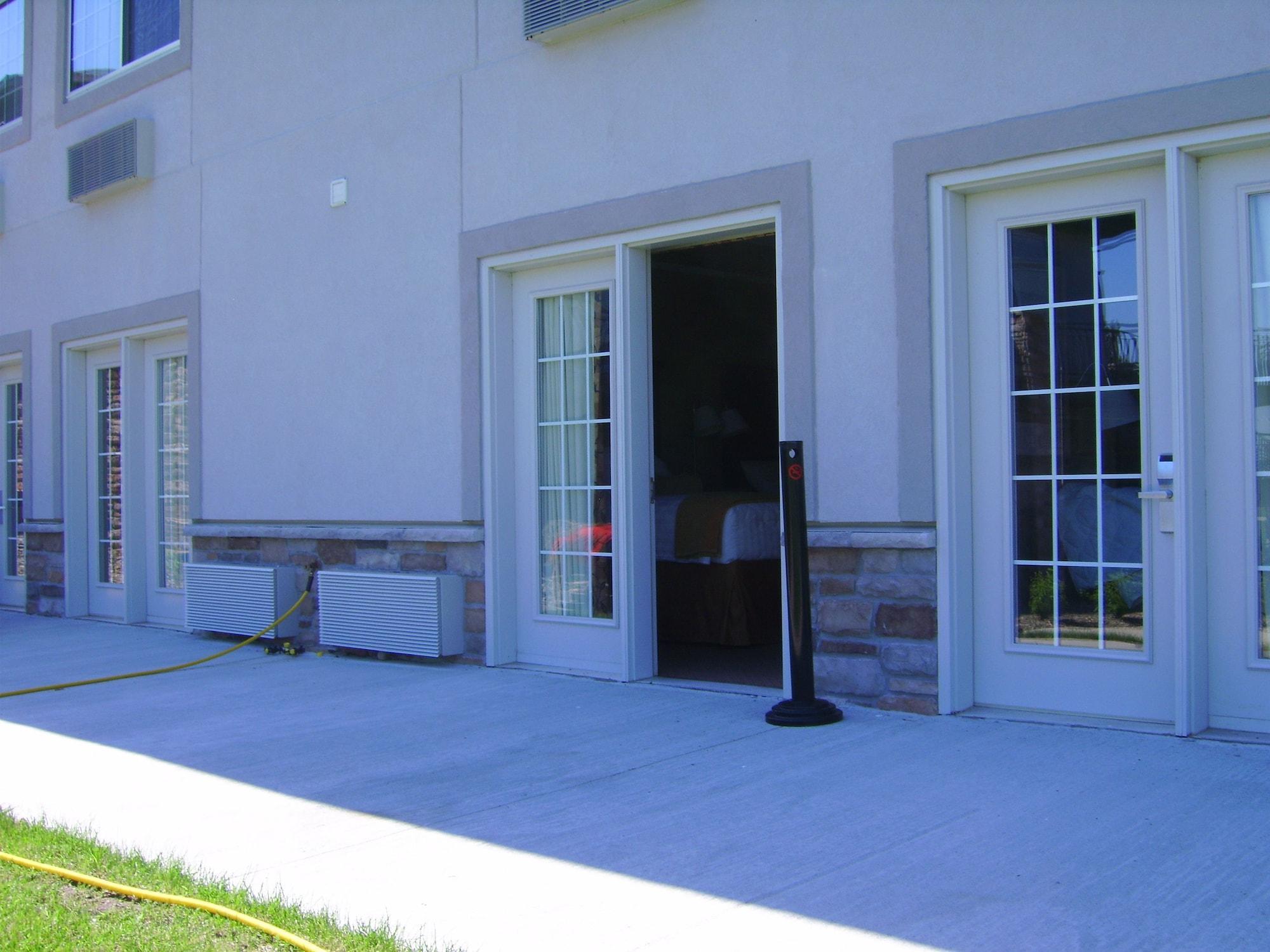 Varios Cobblestone Inn Suites Denison Majestic Hills