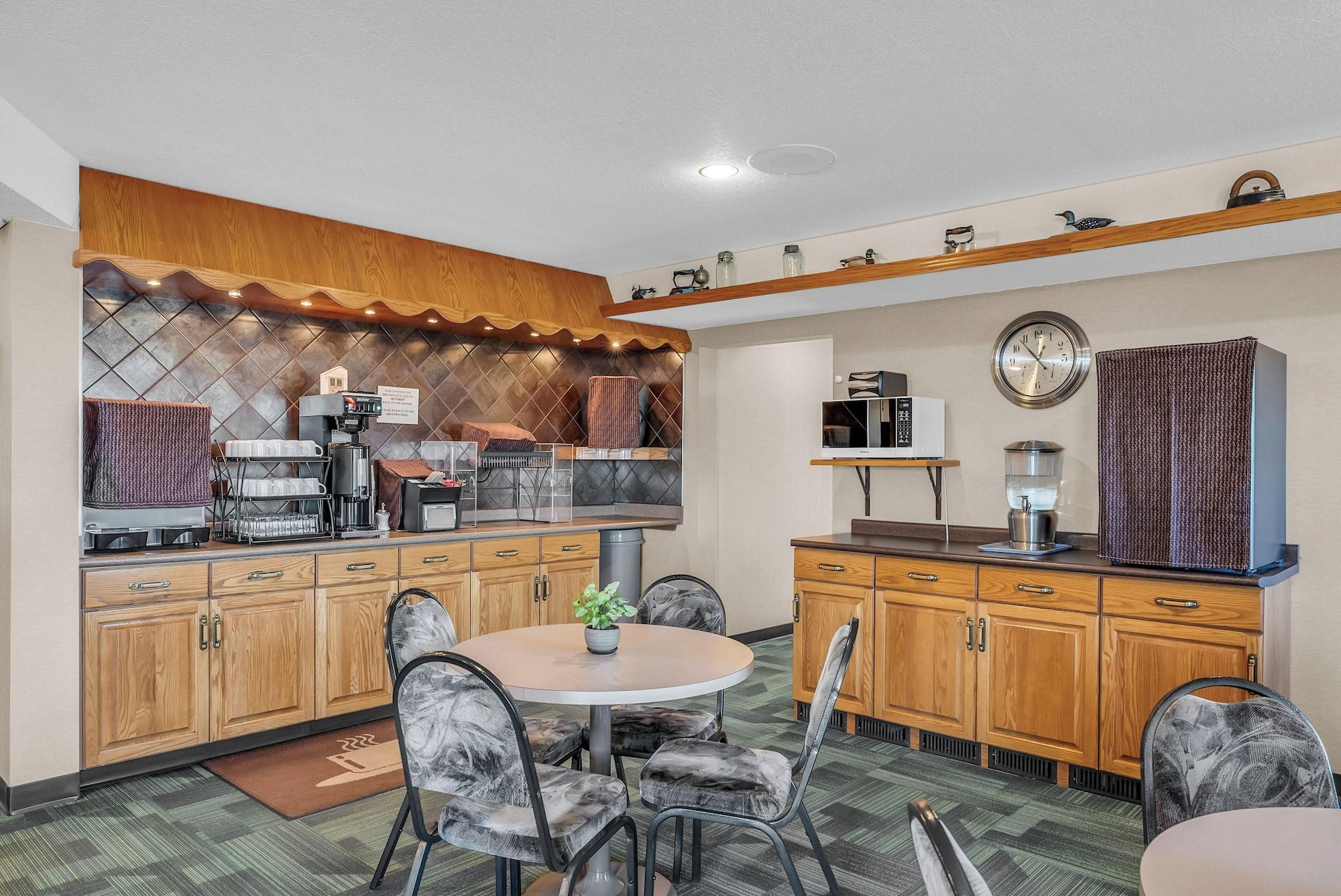 Restaurant Woodland Inn Meadow Lake