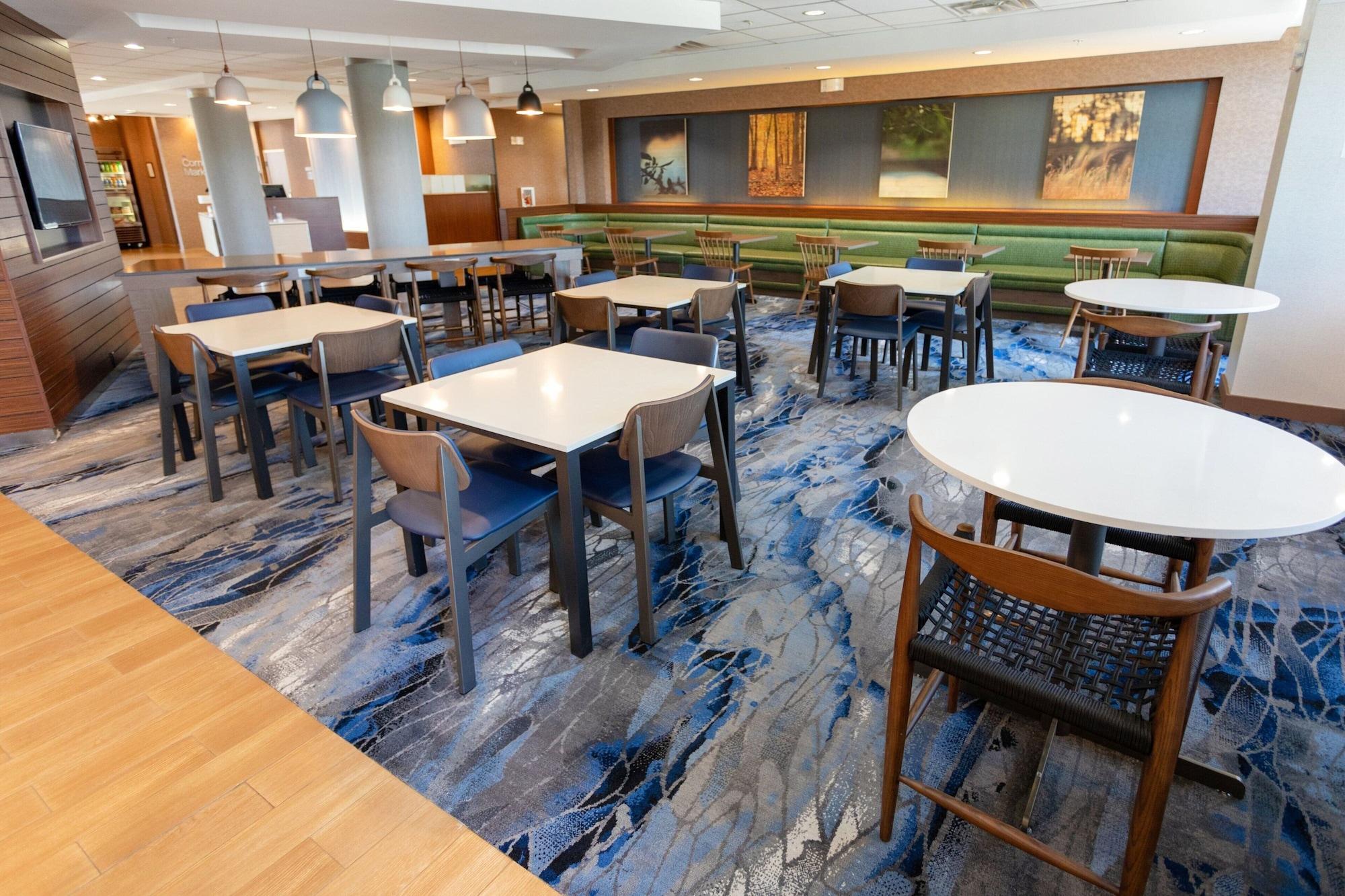 Restaurant Fairfield Inn & Suites Athens I65