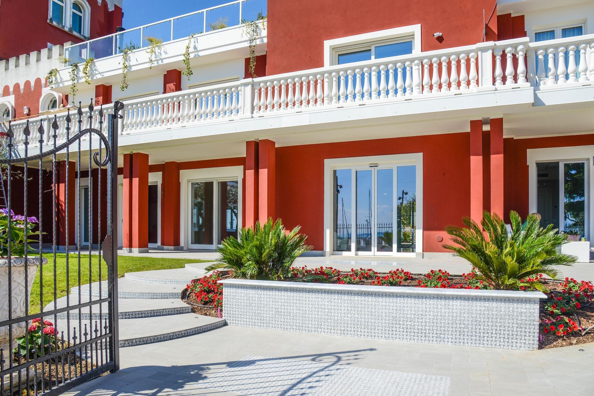 Vista Exterior Villa Garuti