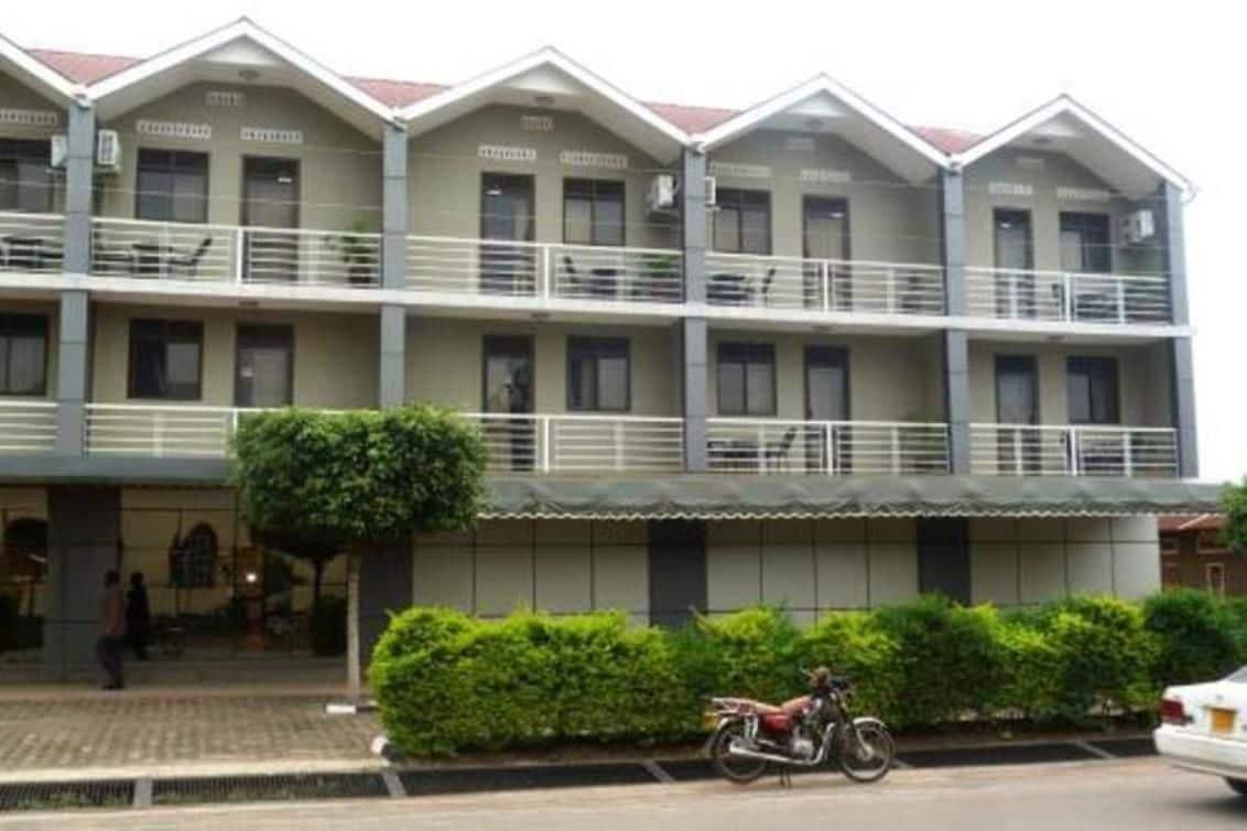 Varios TJ Global Hotel Kasese