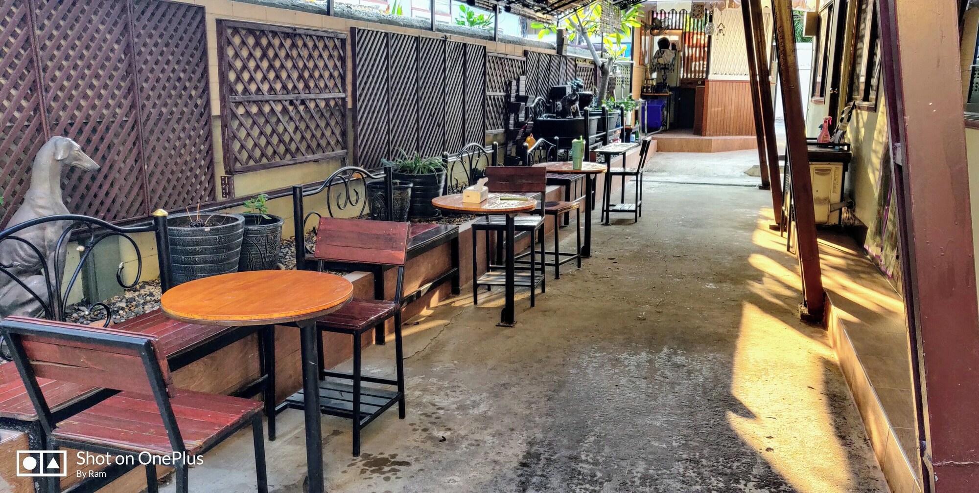 Vista Exterior V House