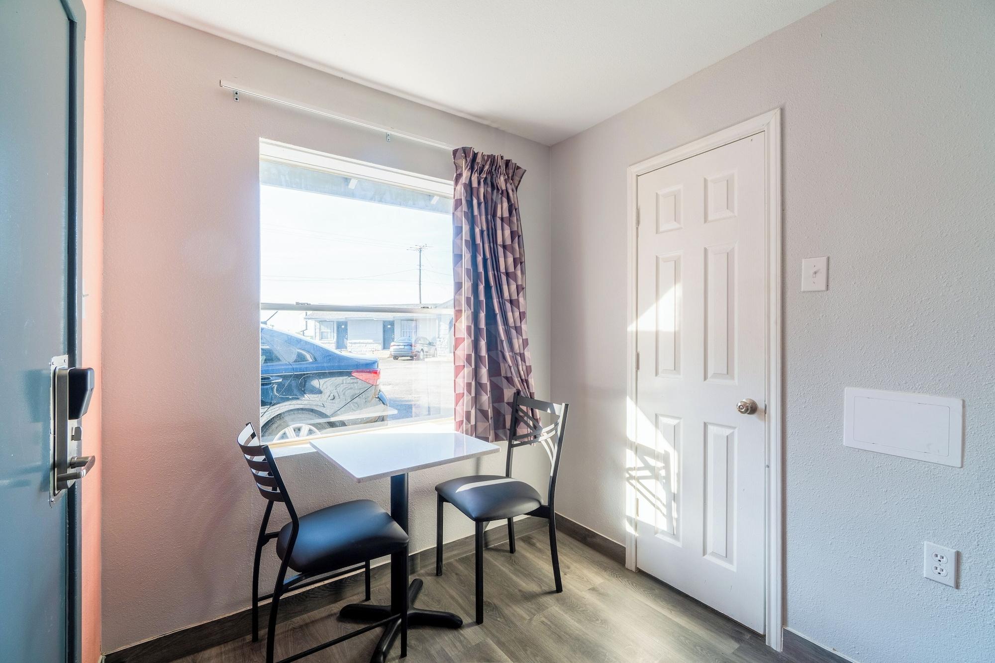 Set de Habitación Royal Inn by OYO