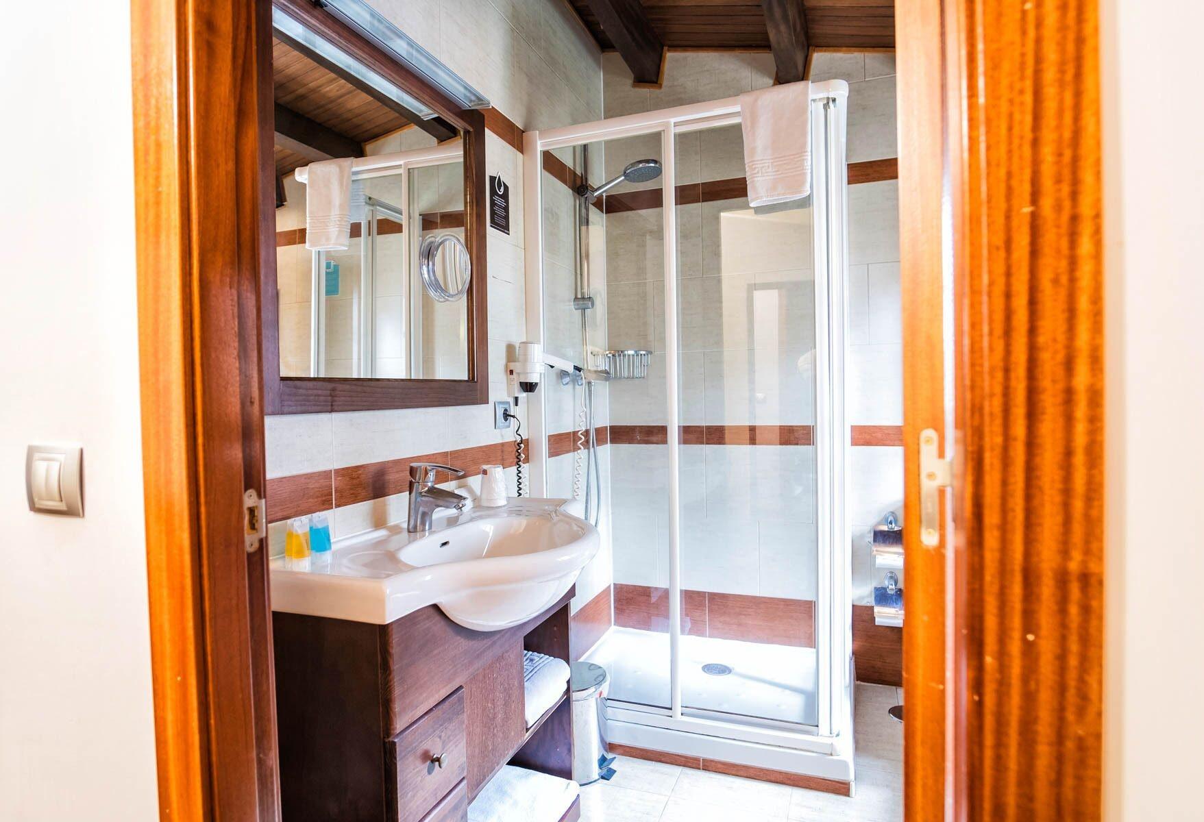Equipamiento de Habitación Alda Bonaval