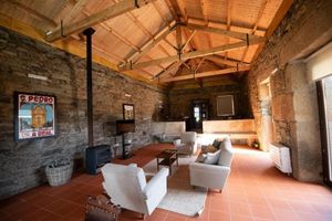 Alquiler Vacacional - Old house restored in Douro, 5 km from Vila Real. Comfort and tranquility.