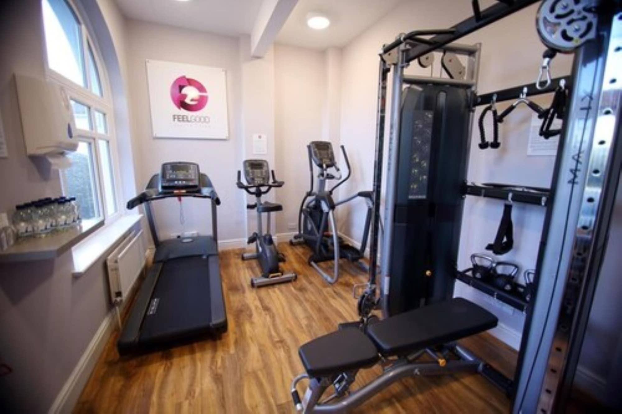 Gimnasio Mercure Gloucester Bowden Hall Hotel