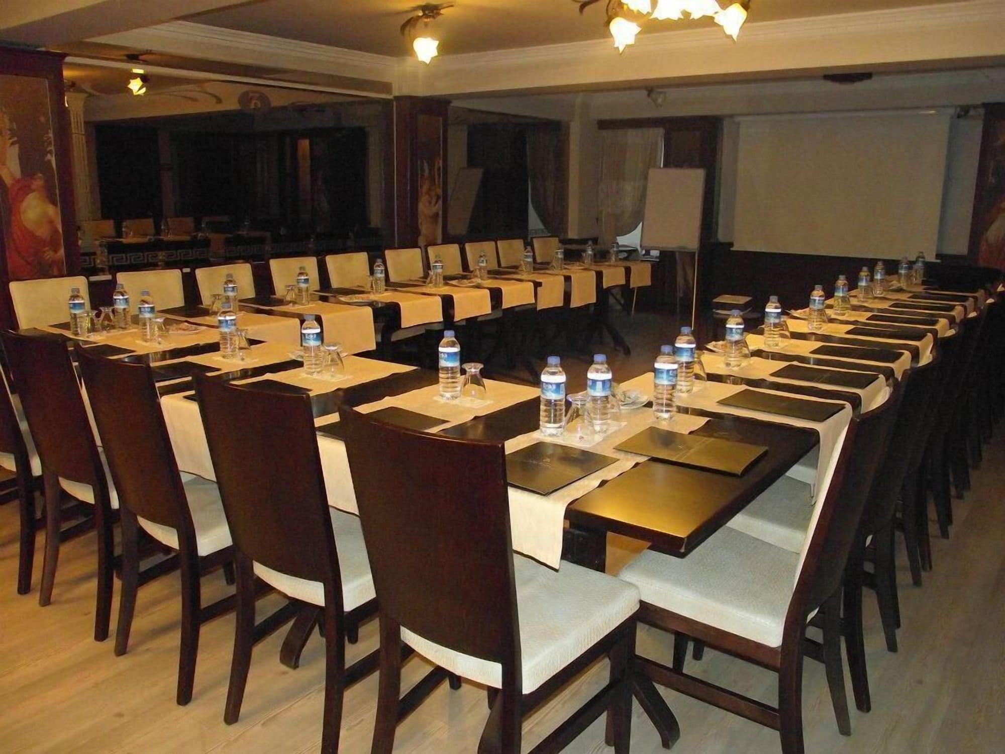 Sala de Reuniones Oglakcioglu Park Otel