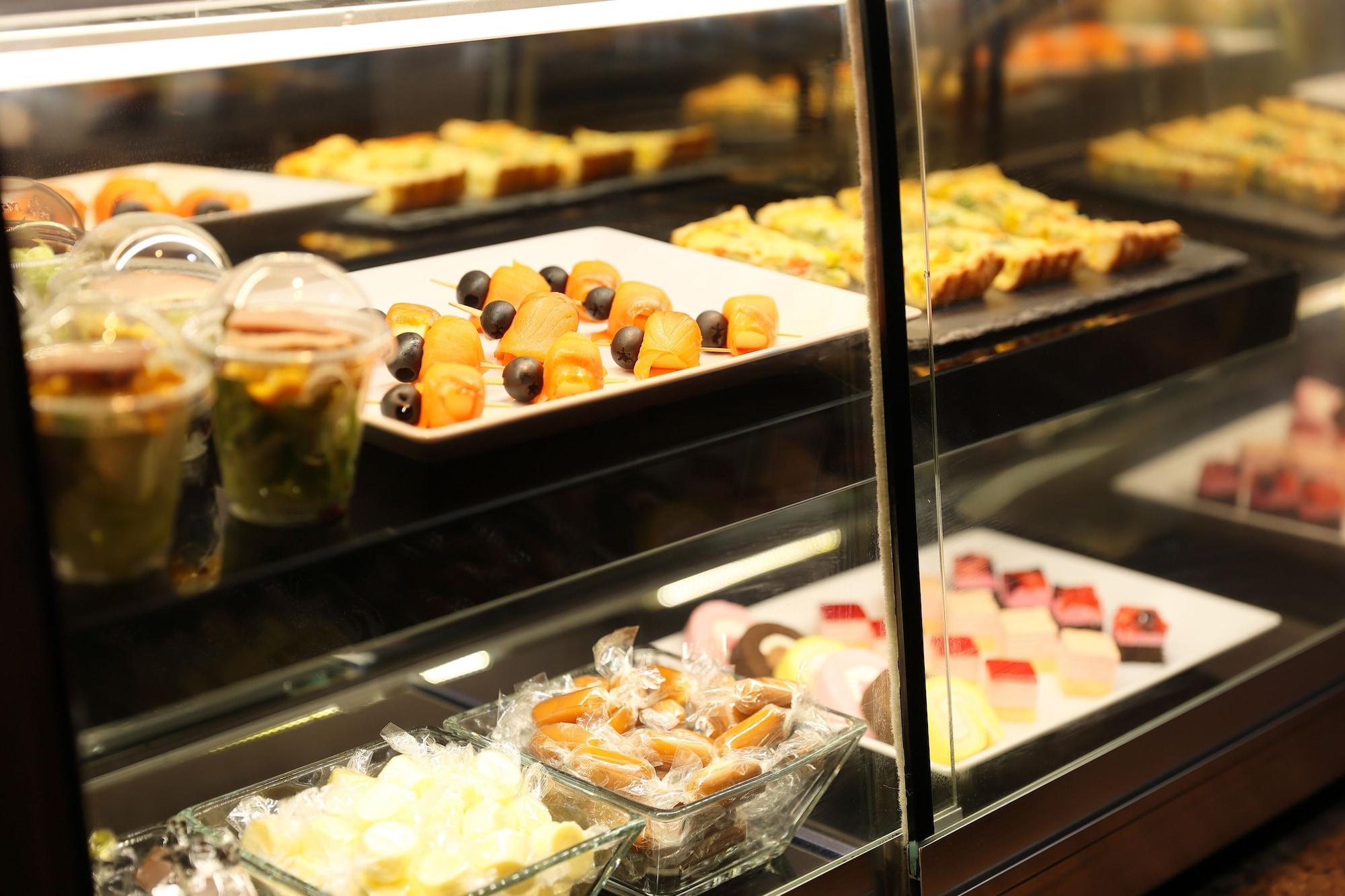 Vista Lobby karaksa hotel premier Tokyo Ginza