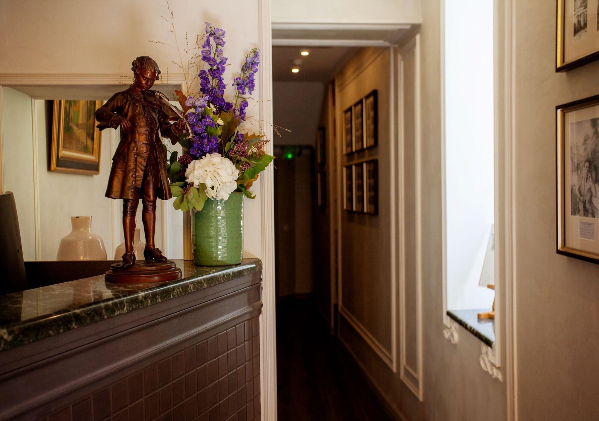 Vista Lobby Hotel Oasis