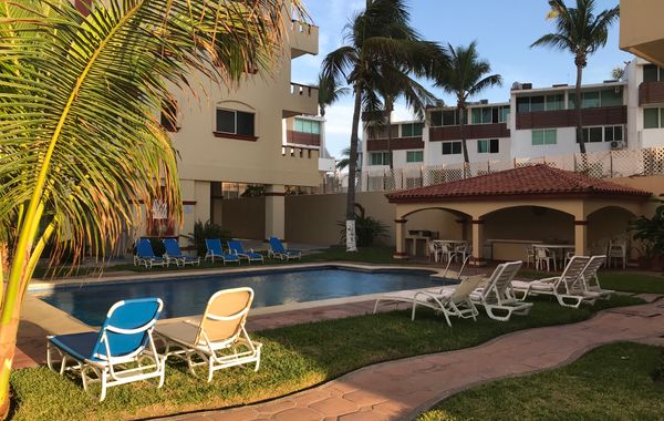 DEPARTAMENTO 105 MARINA DEL REY - Hoteles frente a la playa en Mazatlán, Sinaloa