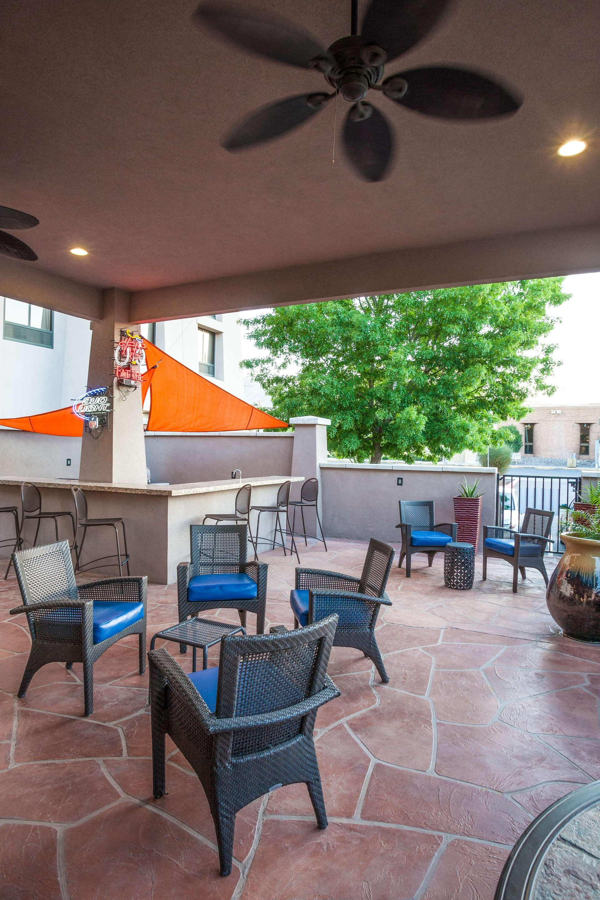 Vista Lobby Hilton Garden Inn El Paso / University