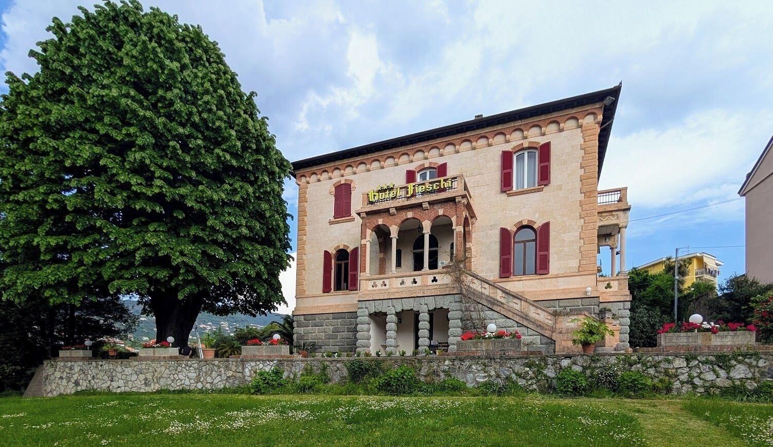 Vista Exterior Hotel Villa Fieschi