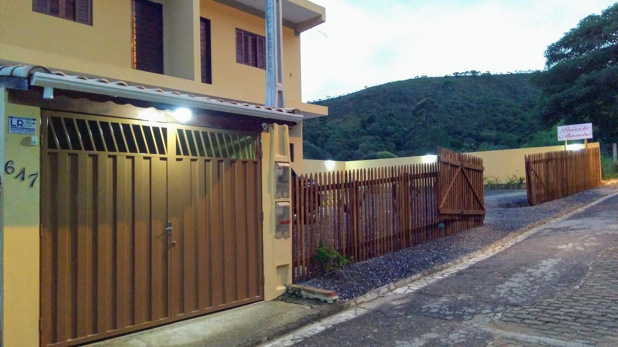 Vista Exterior Pousada Alejandro