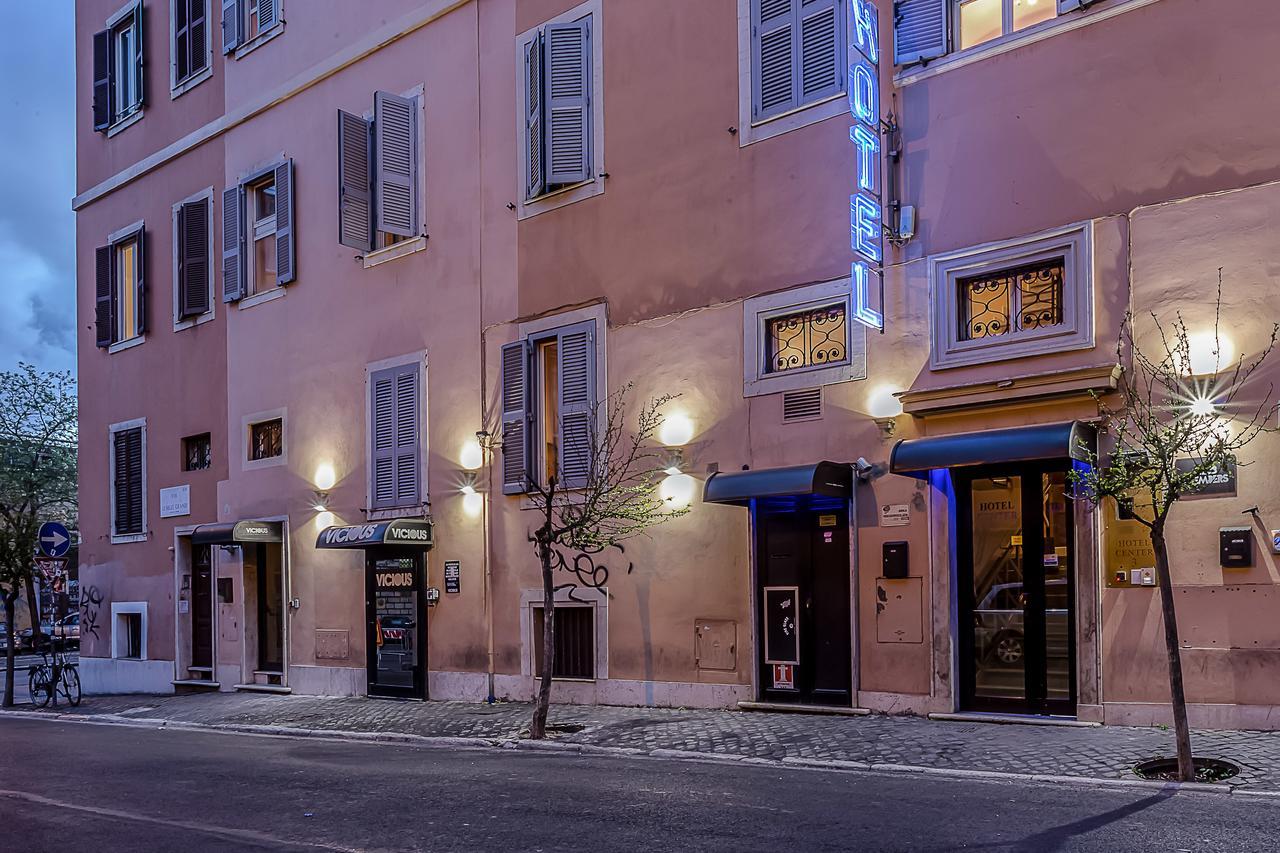 Vista Exterior Hotel Center 3