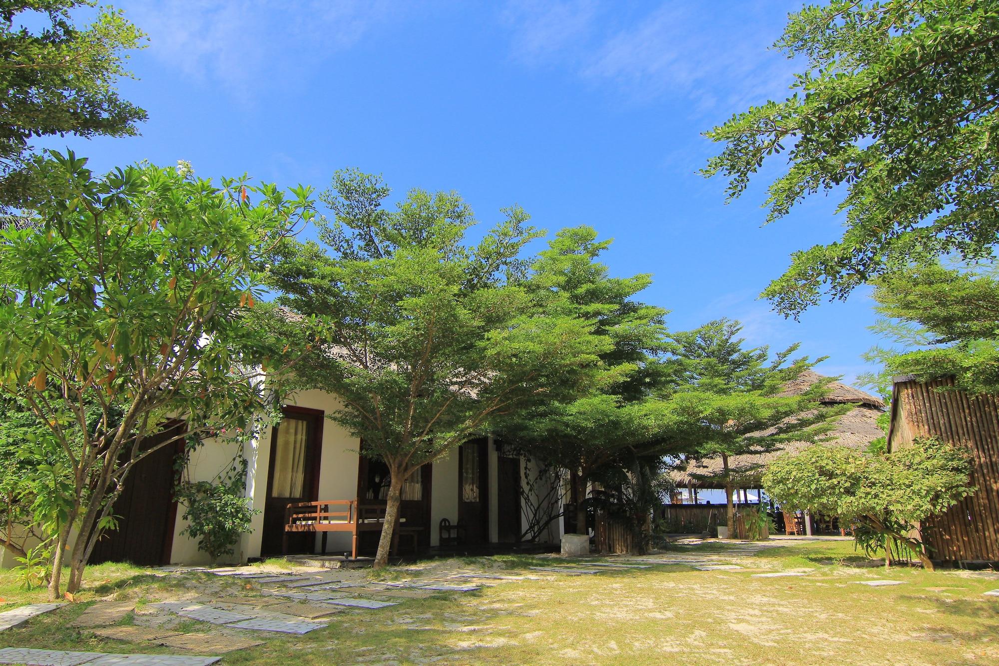 Vista Exterior BuBu Villa