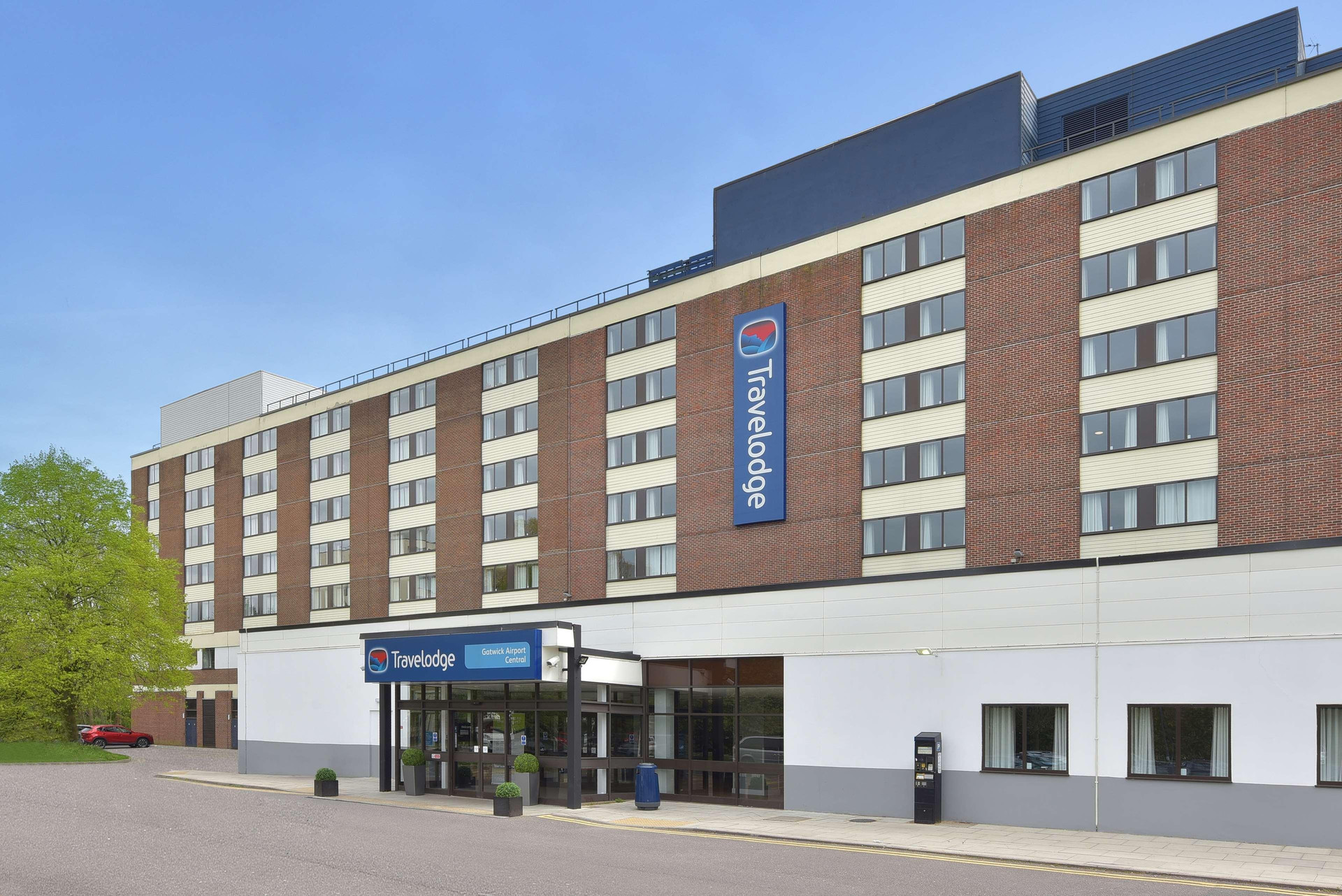 Vista Exterior Travelodge Gatwick Airport Central