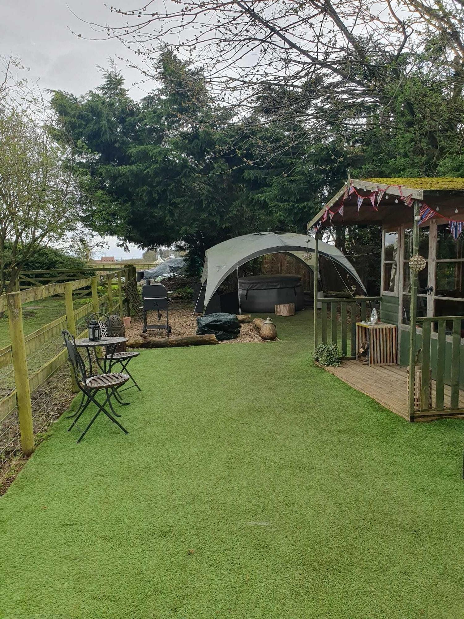 Spa Glamping With Llamas