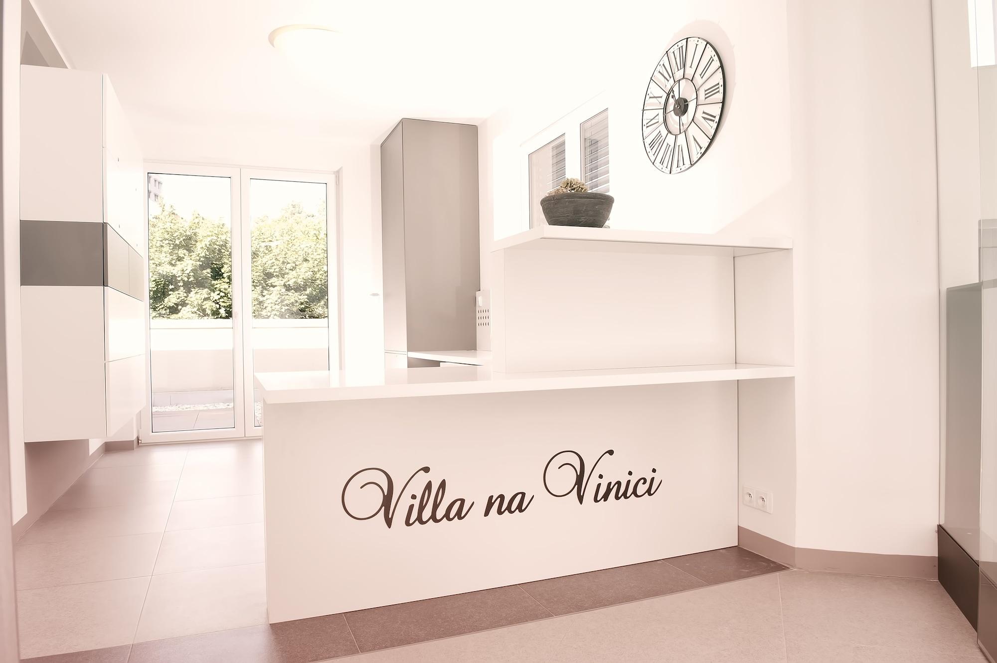 Vista Lobby Villa na Vinici