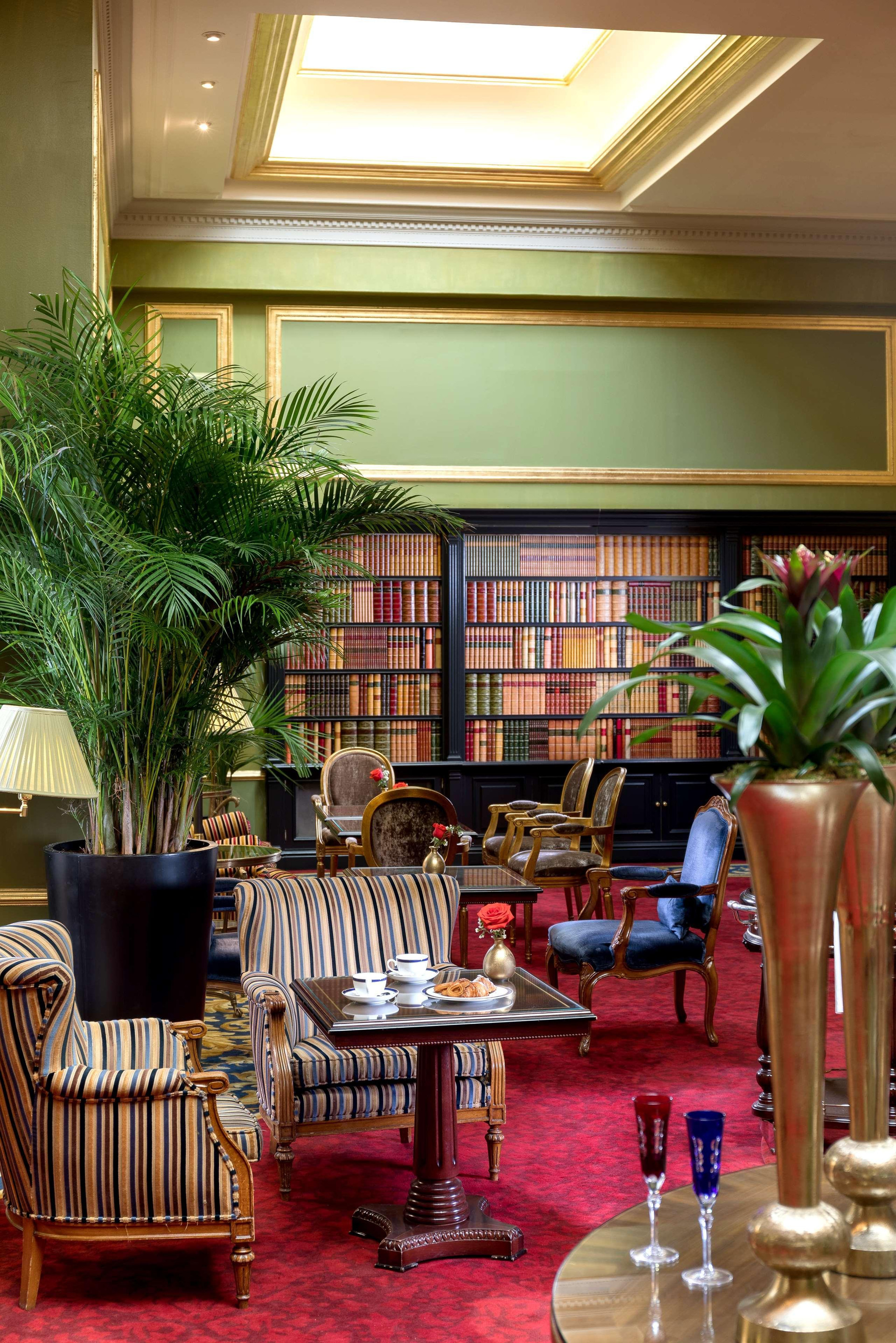 Vista Lobby Wellington Hotel & Spa Madrid